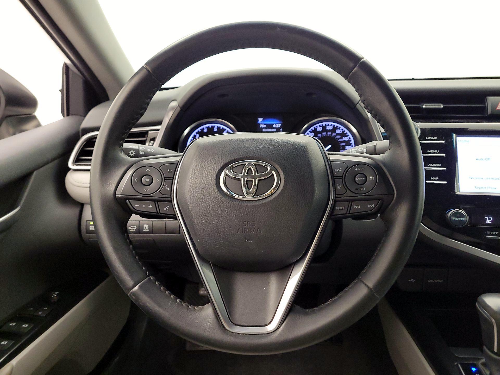 Thumbnail: 2020 Toyota Camry - 10