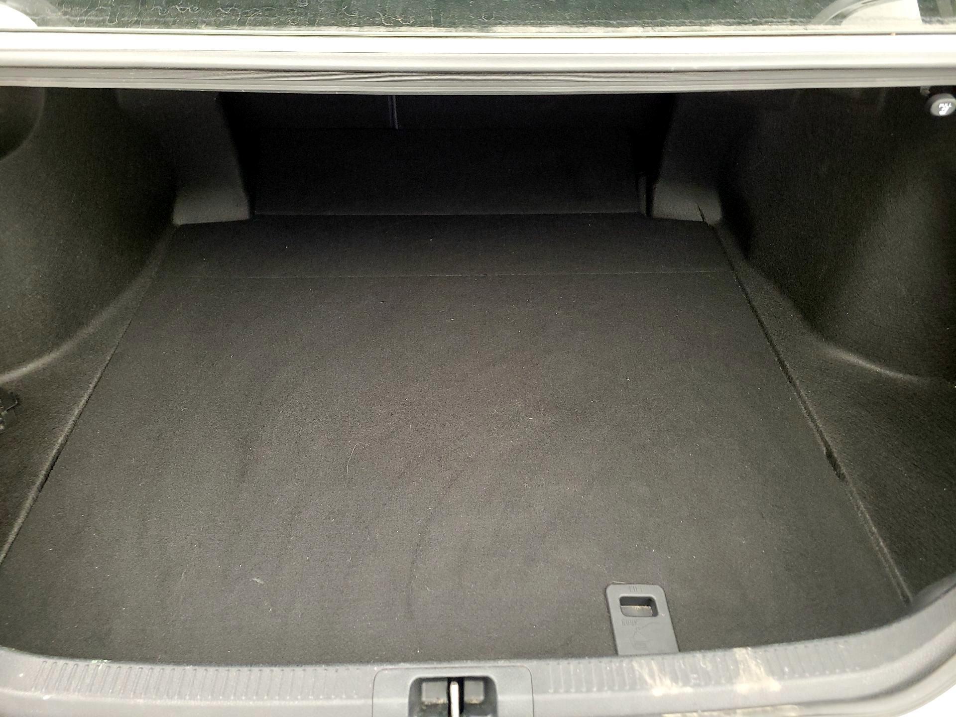 Thumbnail: 2020 Toyota Camry - 20