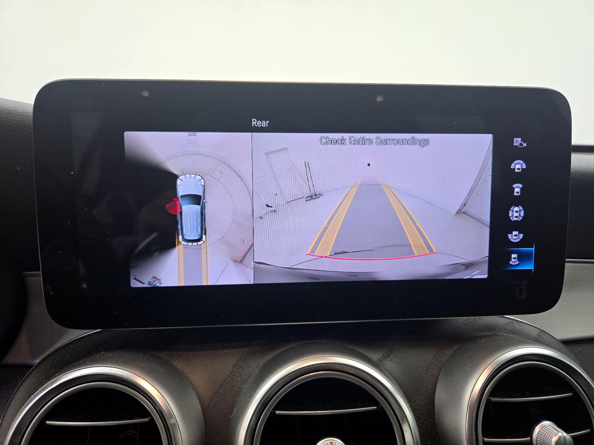 Thumbnail: 2022 Mercedes-Benz GLC - 14