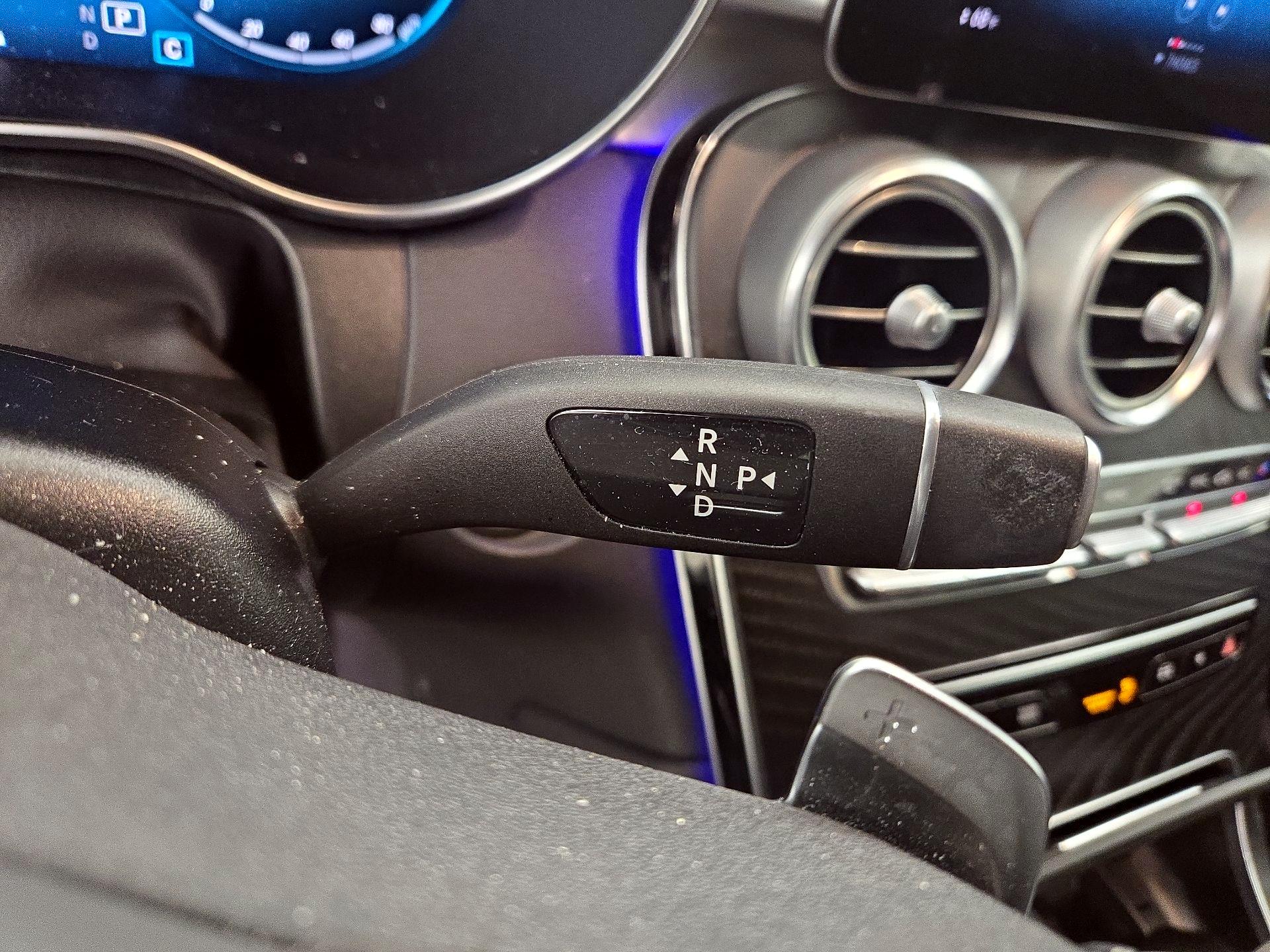 Thumbnail: 2022 Mercedes-Benz GLC - 17