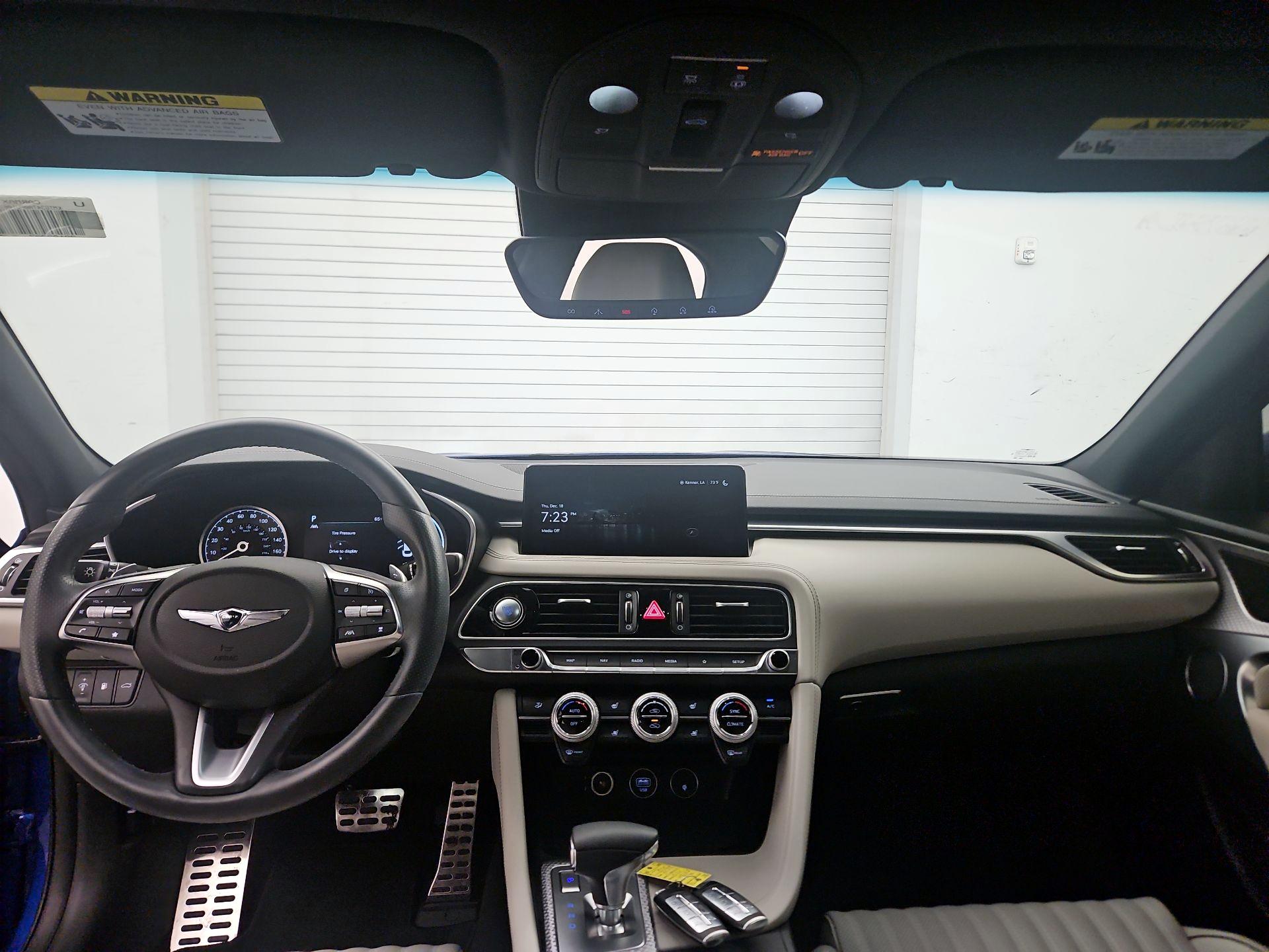 Thumbnail: 2023 Genesis G70 - 9