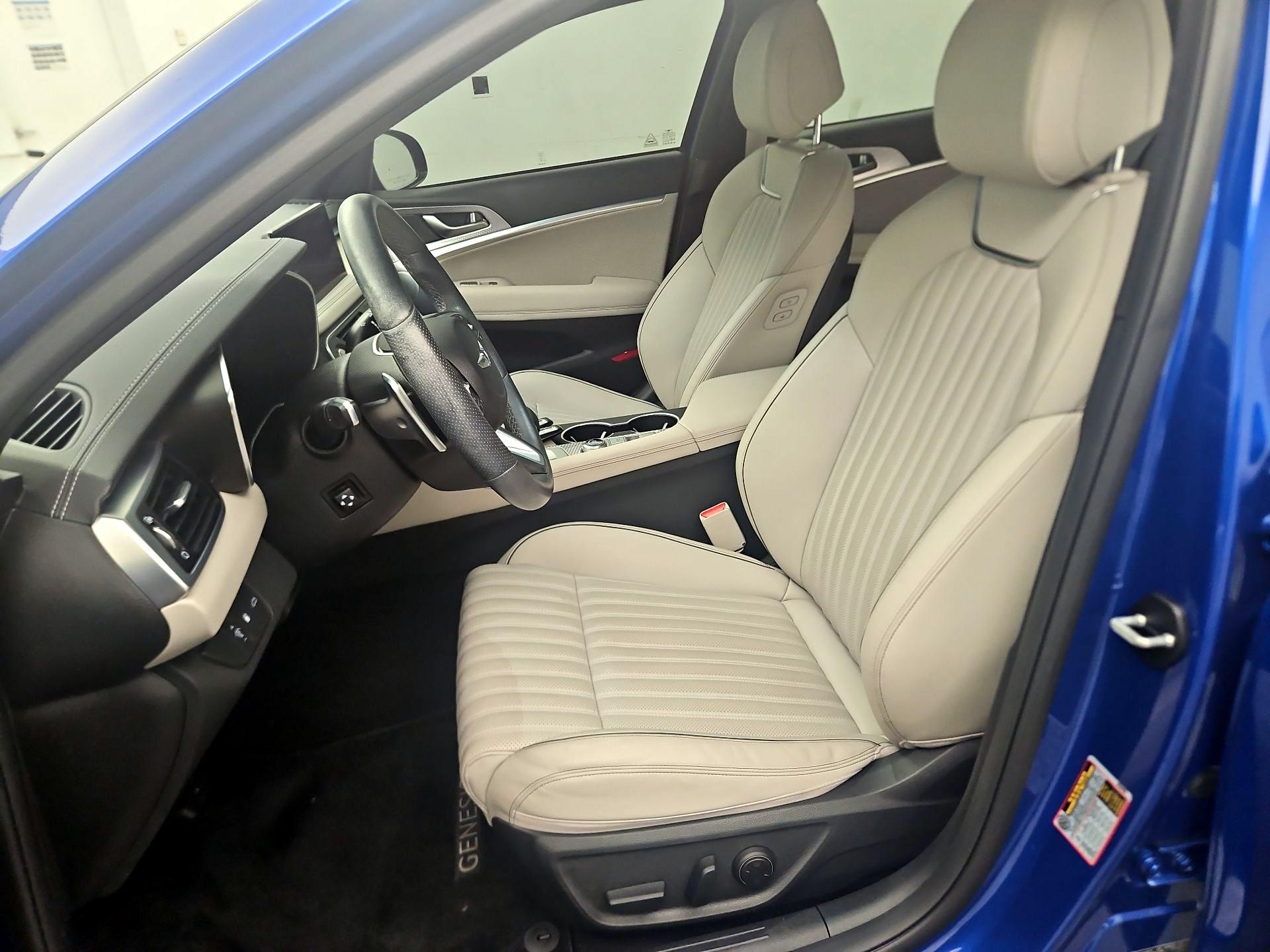 Thumbnail: 2023 Genesis G70 - 11