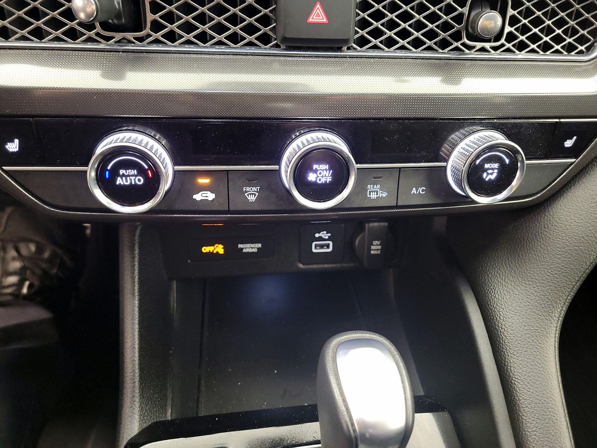 Thumbnail: 2024 Acura Integra - 16