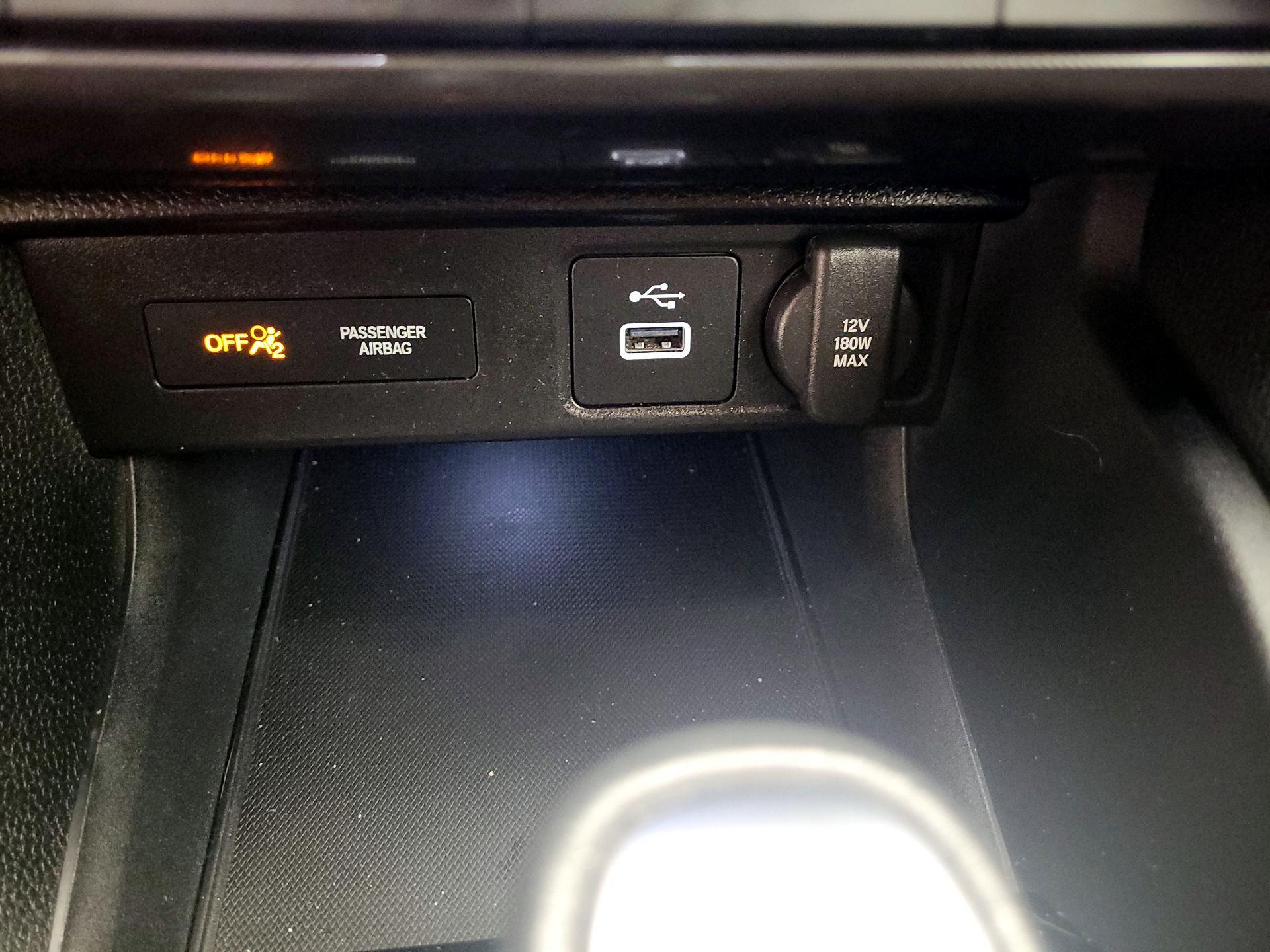 Thumbnail: 2024 Acura Integra - 18