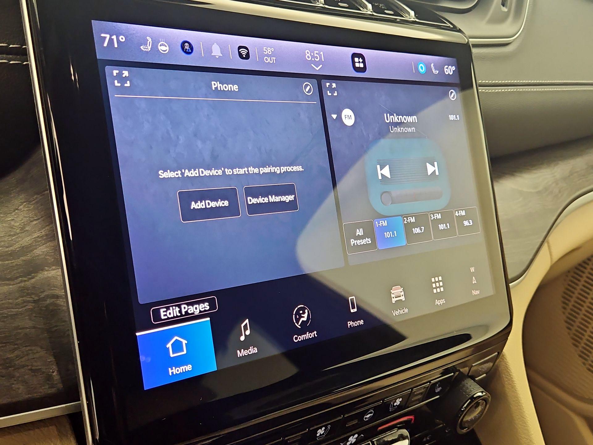 Thumbnail: 2024 Jeep Grand Cherokee L - 16