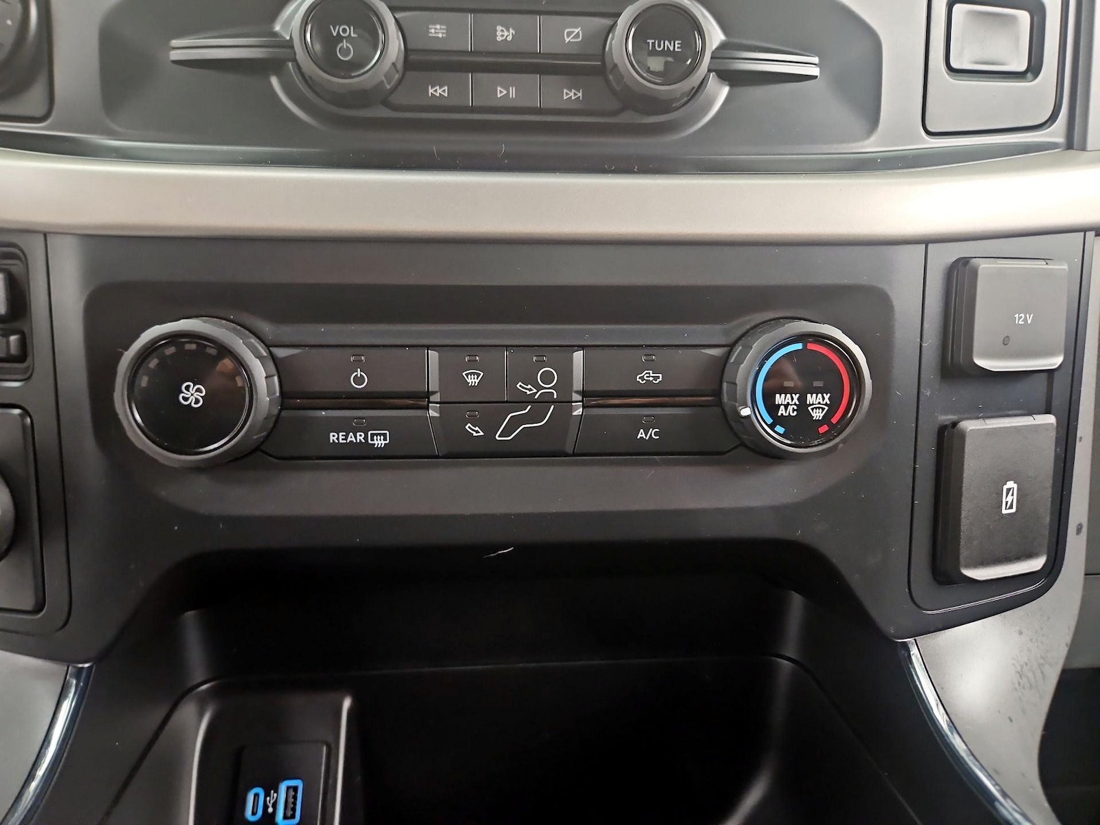 2021 Ford F-150 XLT - Photo 16