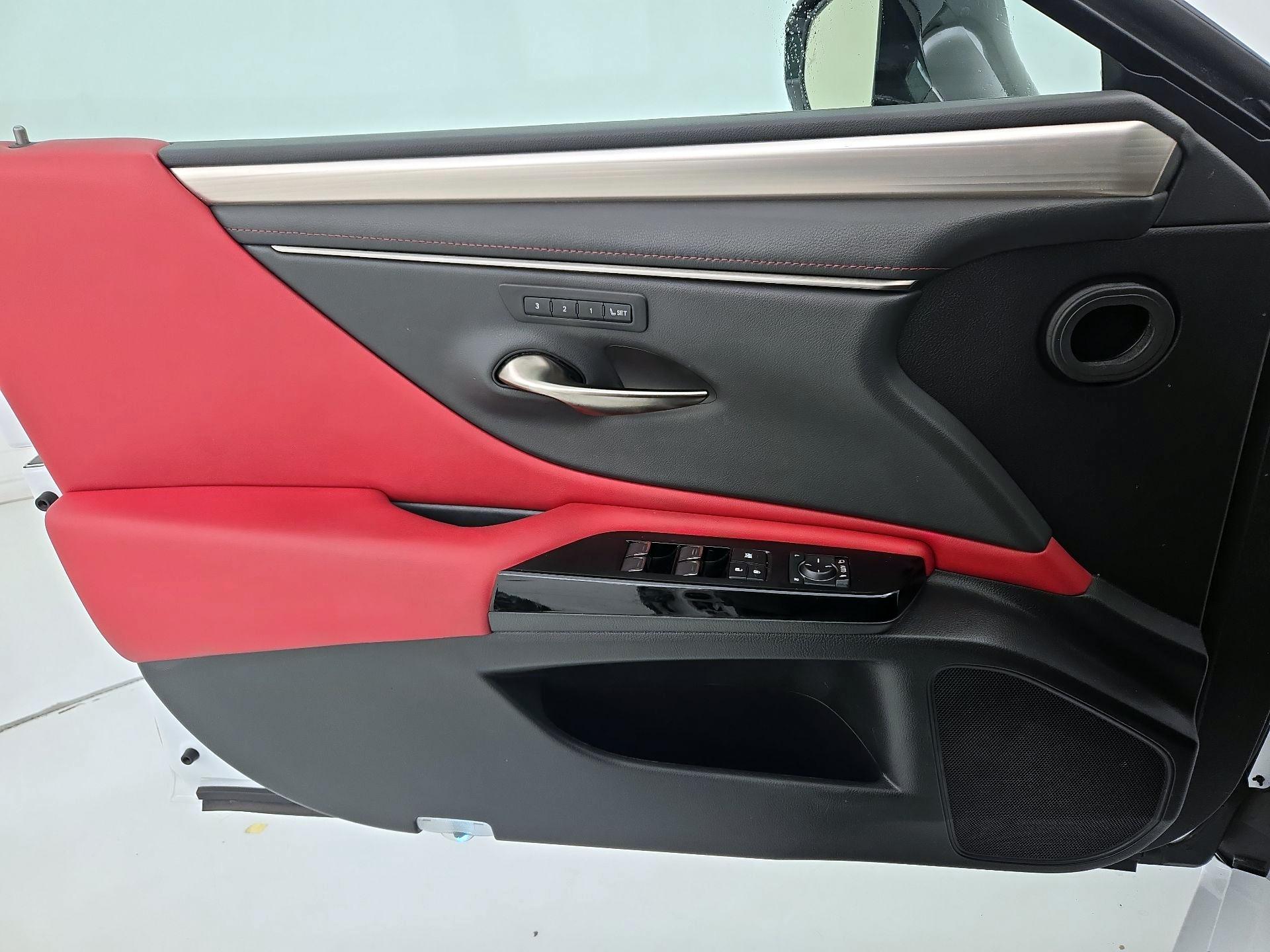 Thumbnail: 2023 Lexus ES - 12