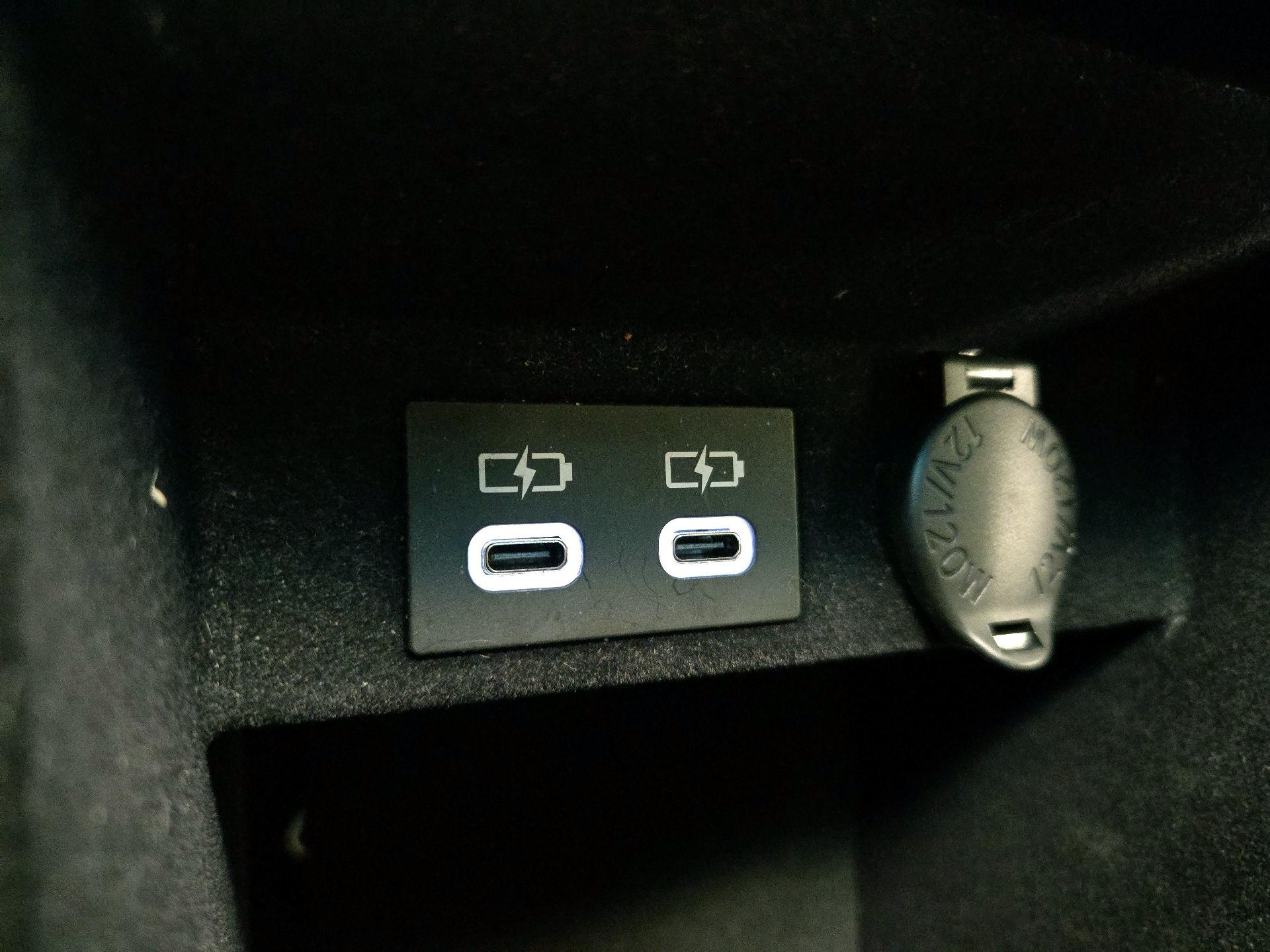 Thumbnail: 2023 Lexus ES - 18