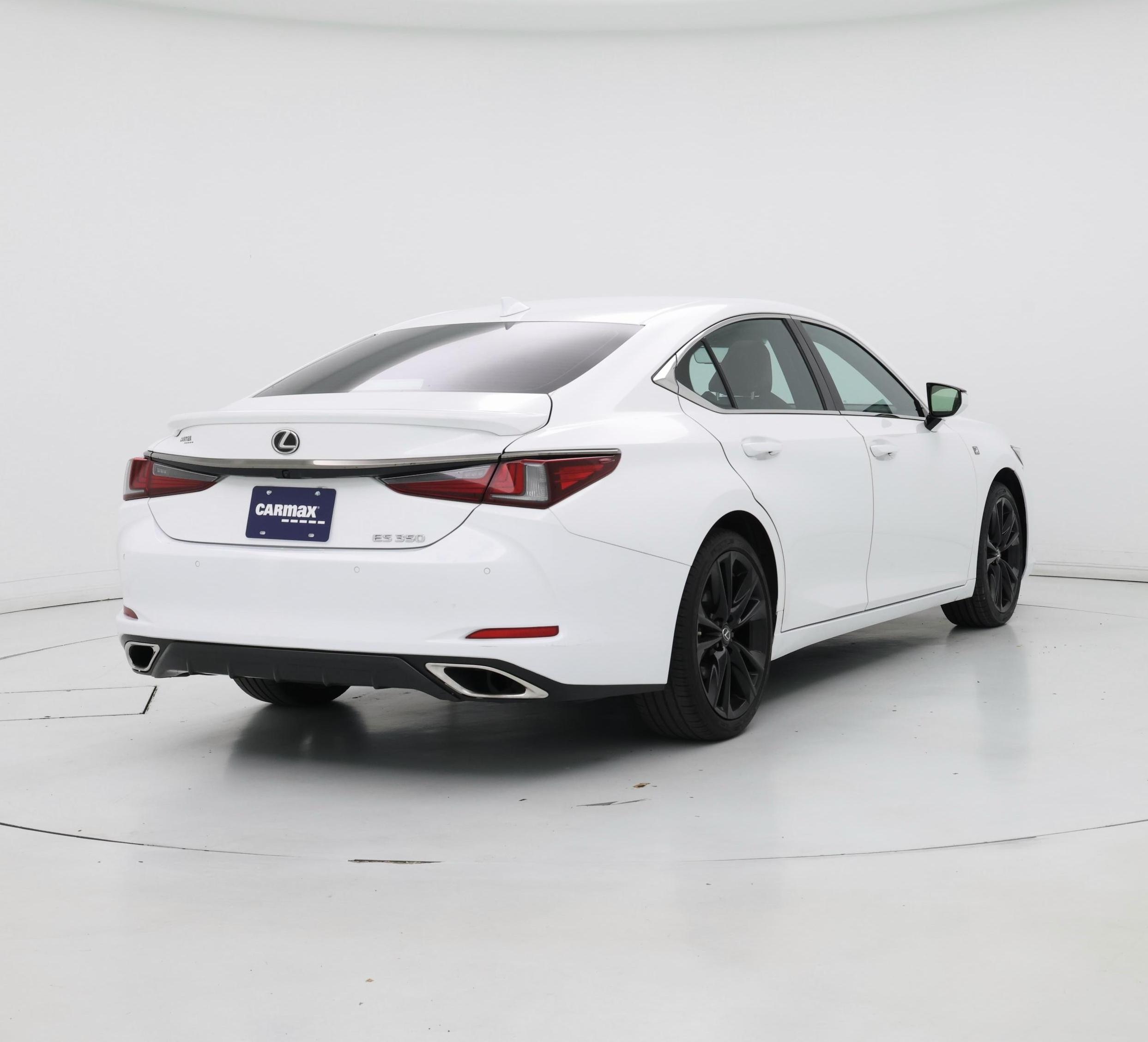 Thumbnail: 2023 Lexus ES - 8
