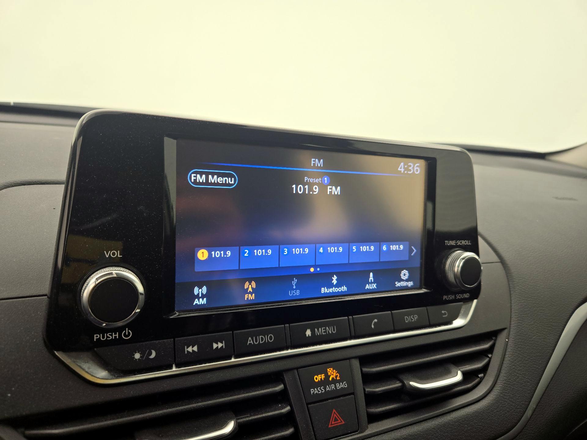 Thumbnail: 2023 Nissan Altima - 15