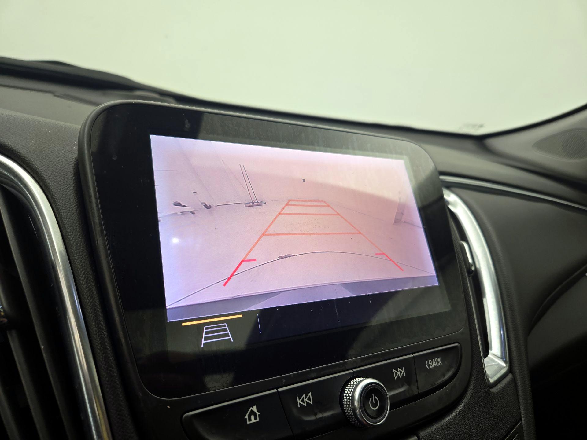 Thumbnail: 2020 Chevrolet Malibu - 15