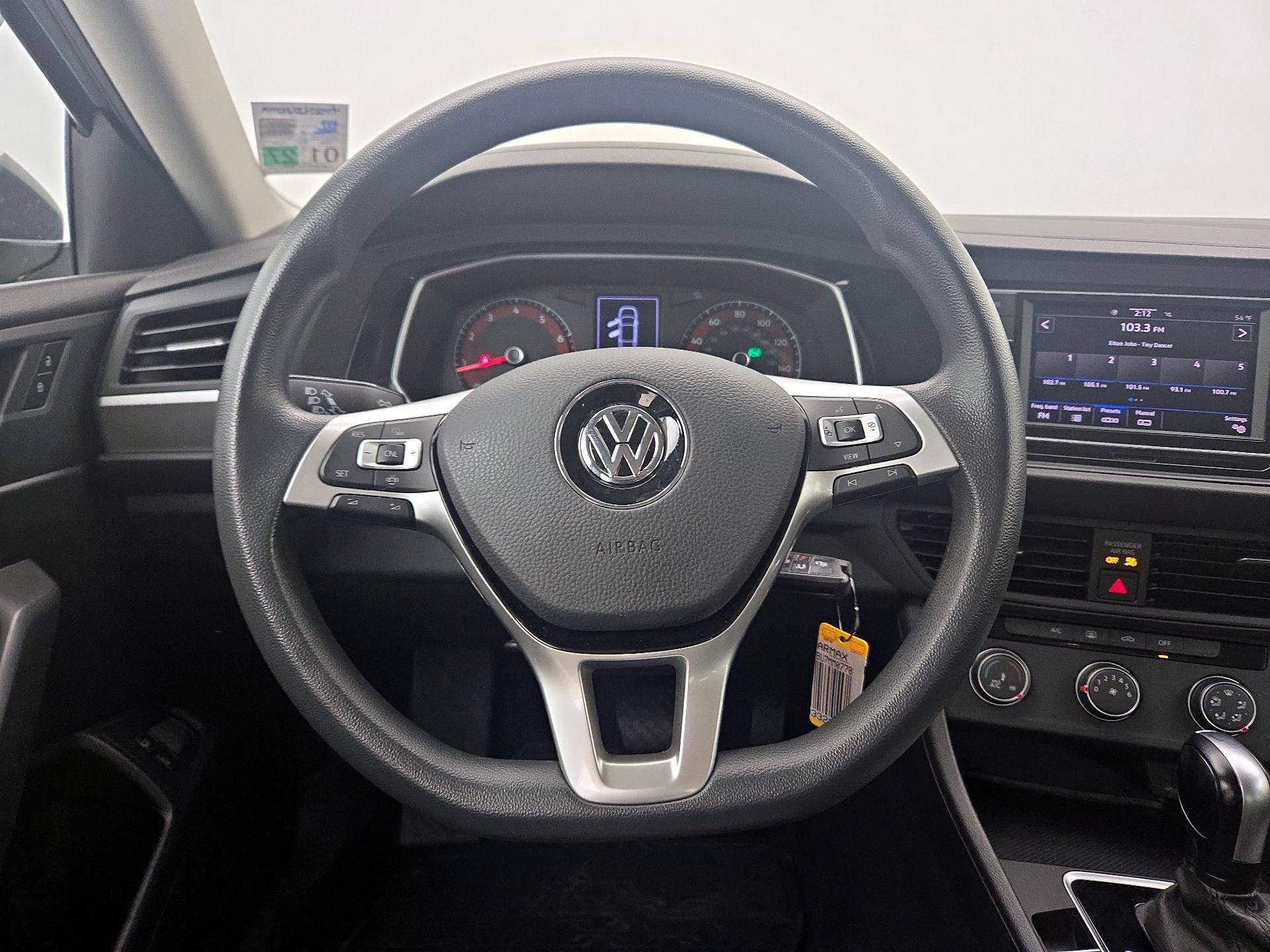 Thumbnail: 2021 Volkswagen Jetta - 10