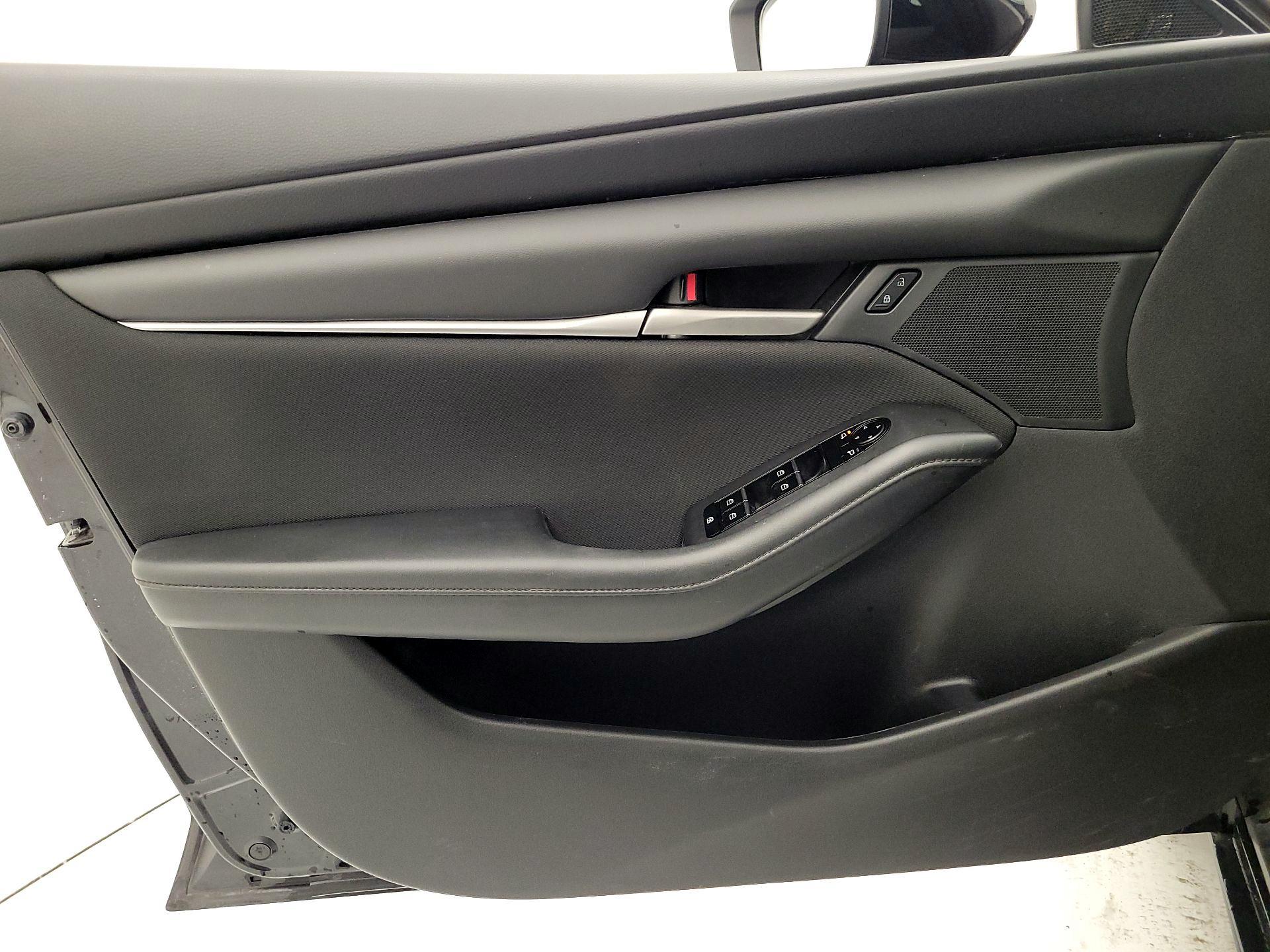 Thumbnail: 2021 Mazda Mazda3 - 12