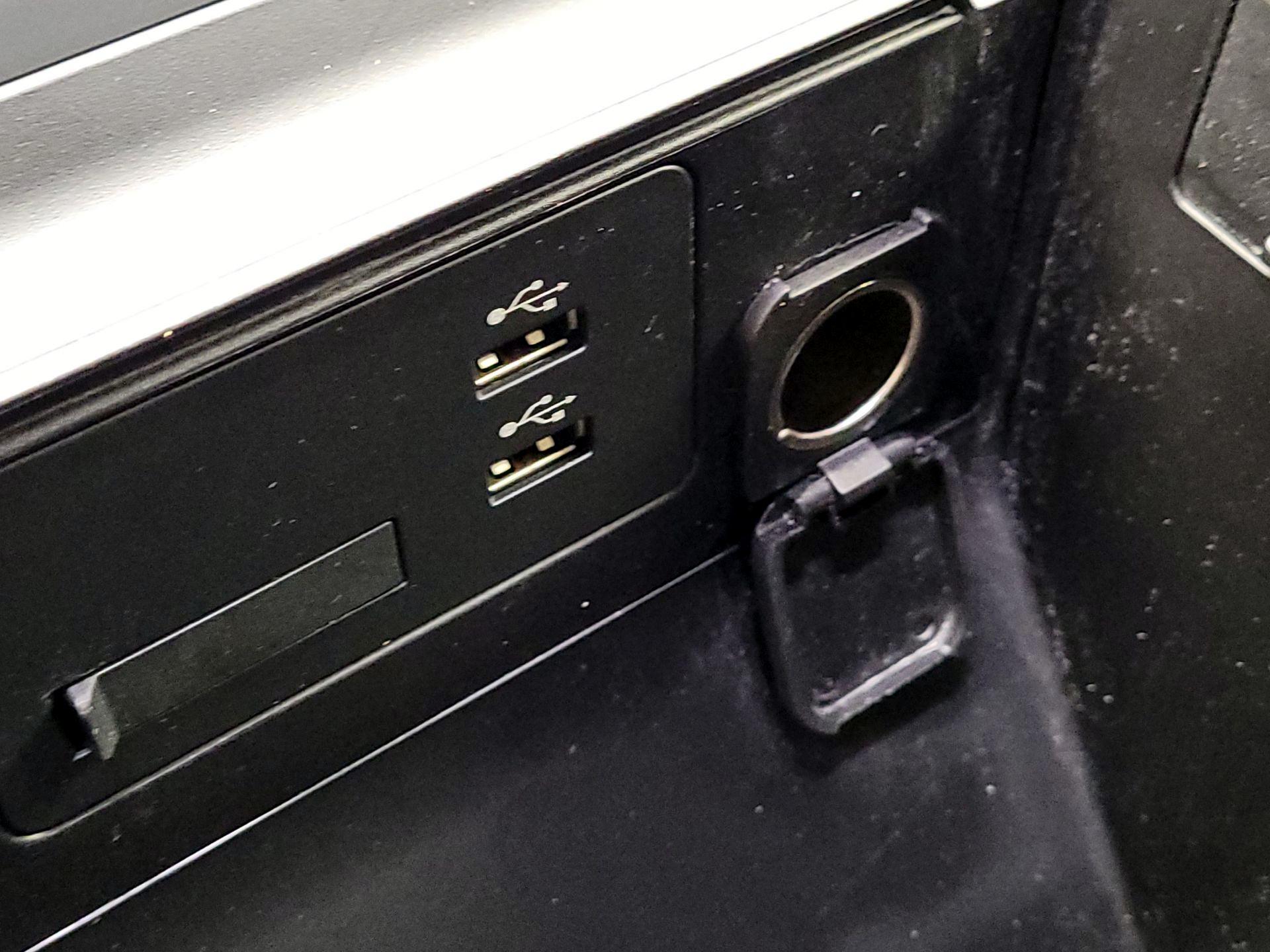 Thumbnail: 2021 Mazda Mazda3 - 18