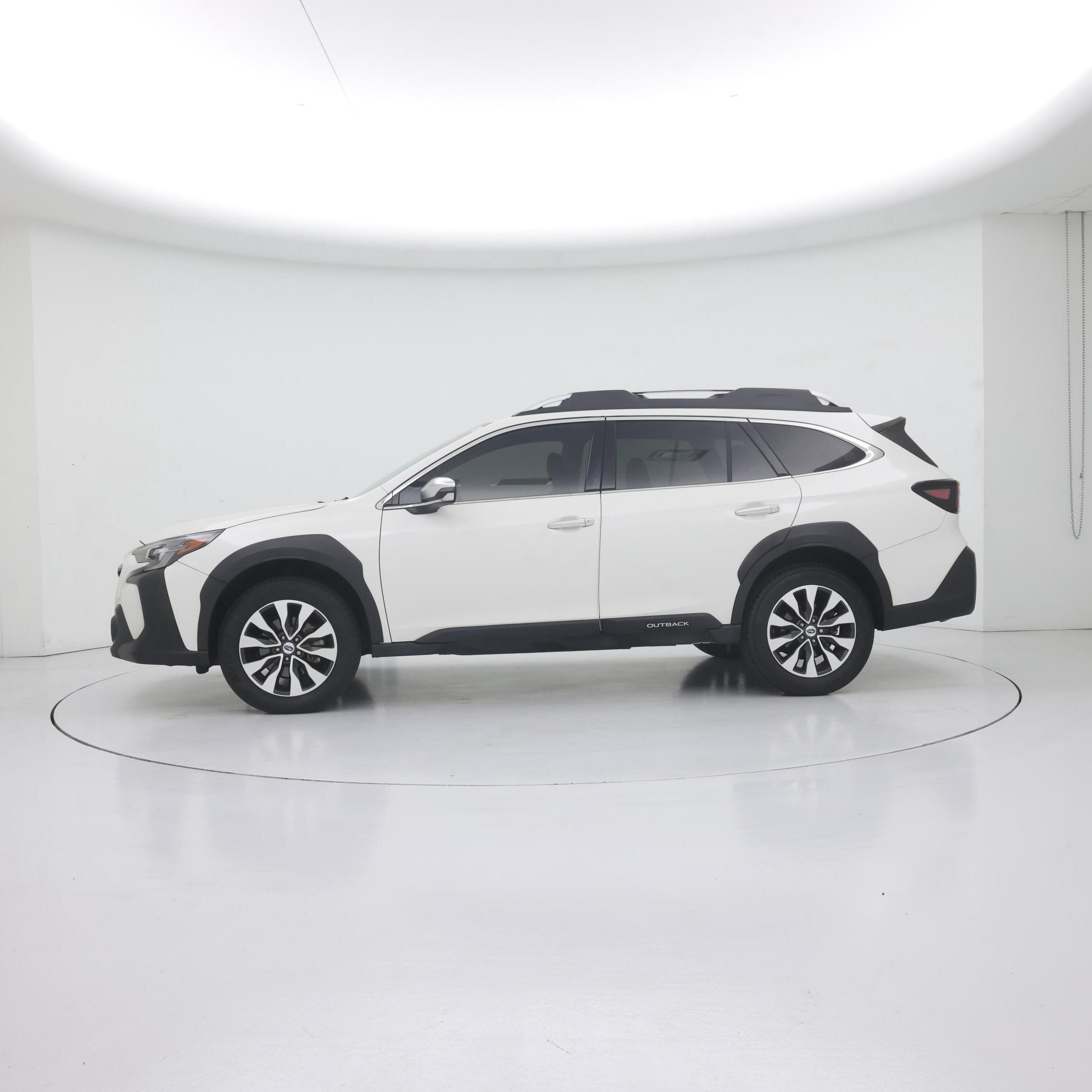 Thumbnail: 2023 Subaru Outback - 3