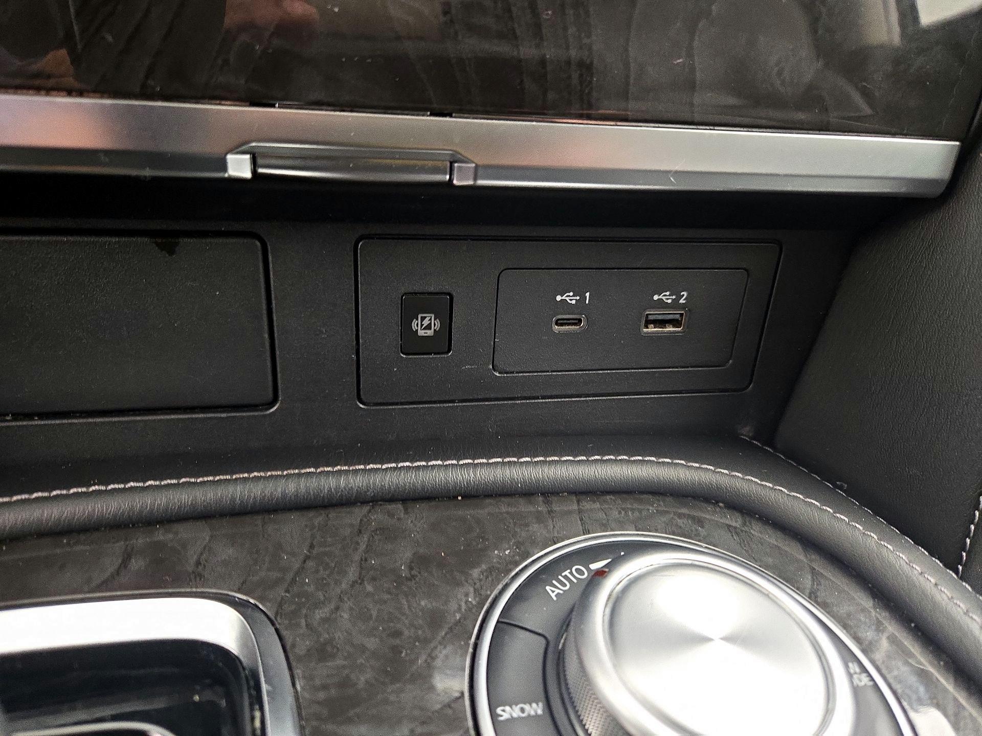 Thumbnail: 2024 INFINITI QX80 - 19