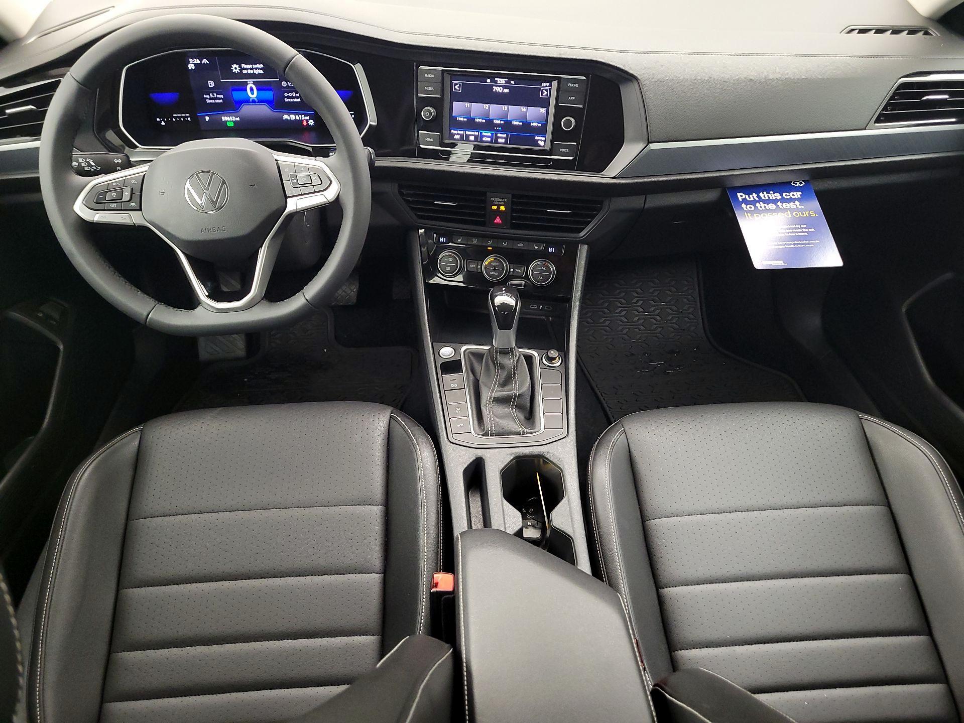 Thumbnail: 2022 Volkswagen Jetta - 9