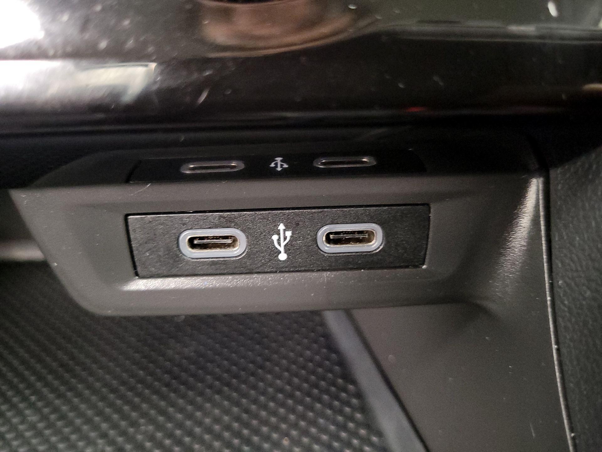 Thumbnail: 2022 Volkswagen Jetta - 16