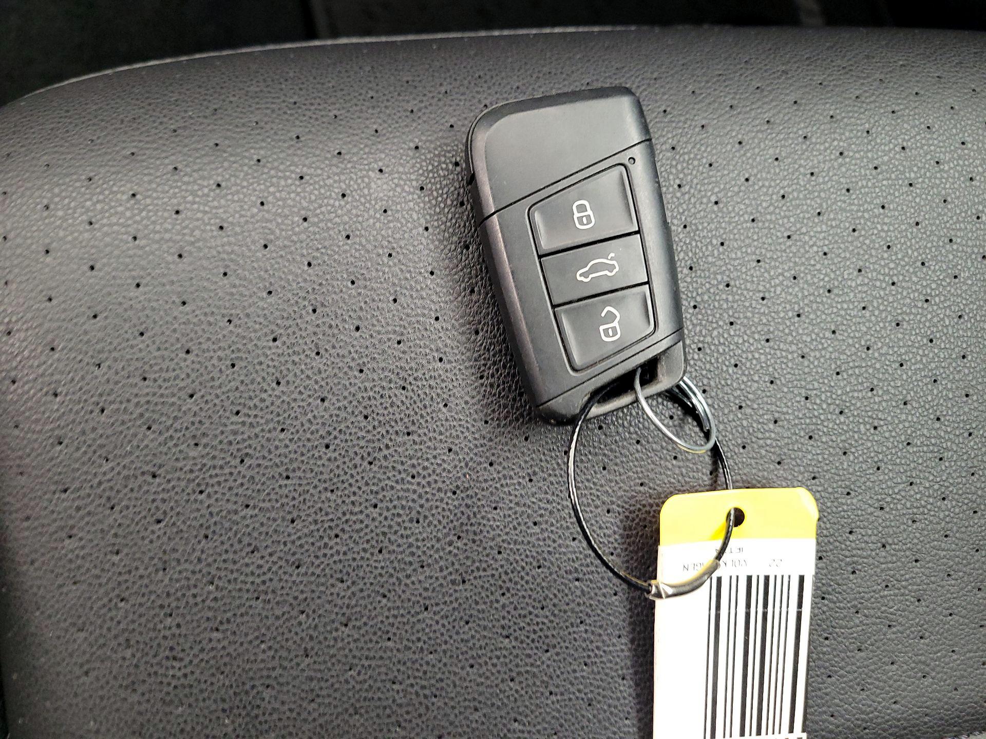 Thumbnail: 2022 Volkswagen Jetta - 20