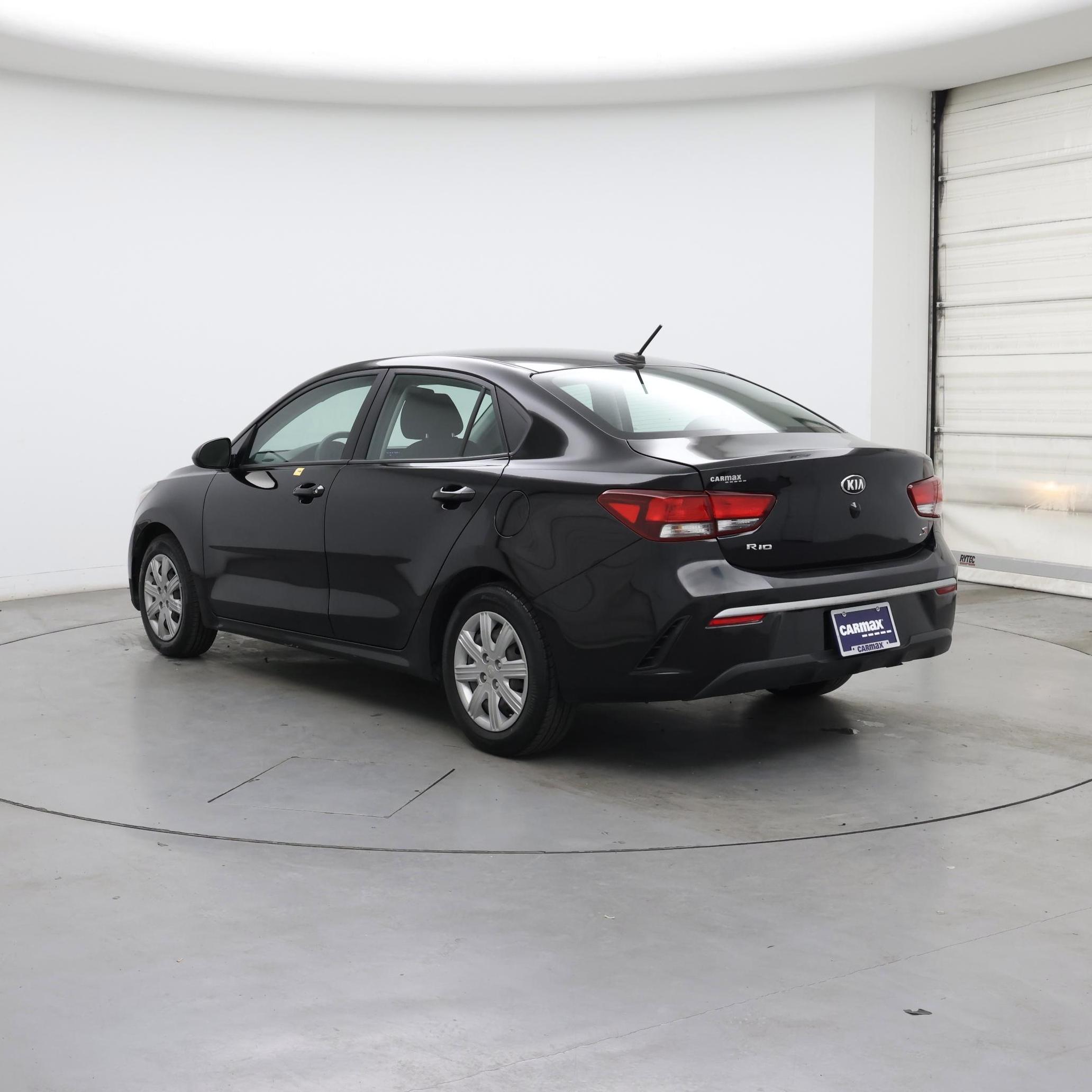 Thumbnail: 2021 Kia Rio - 2