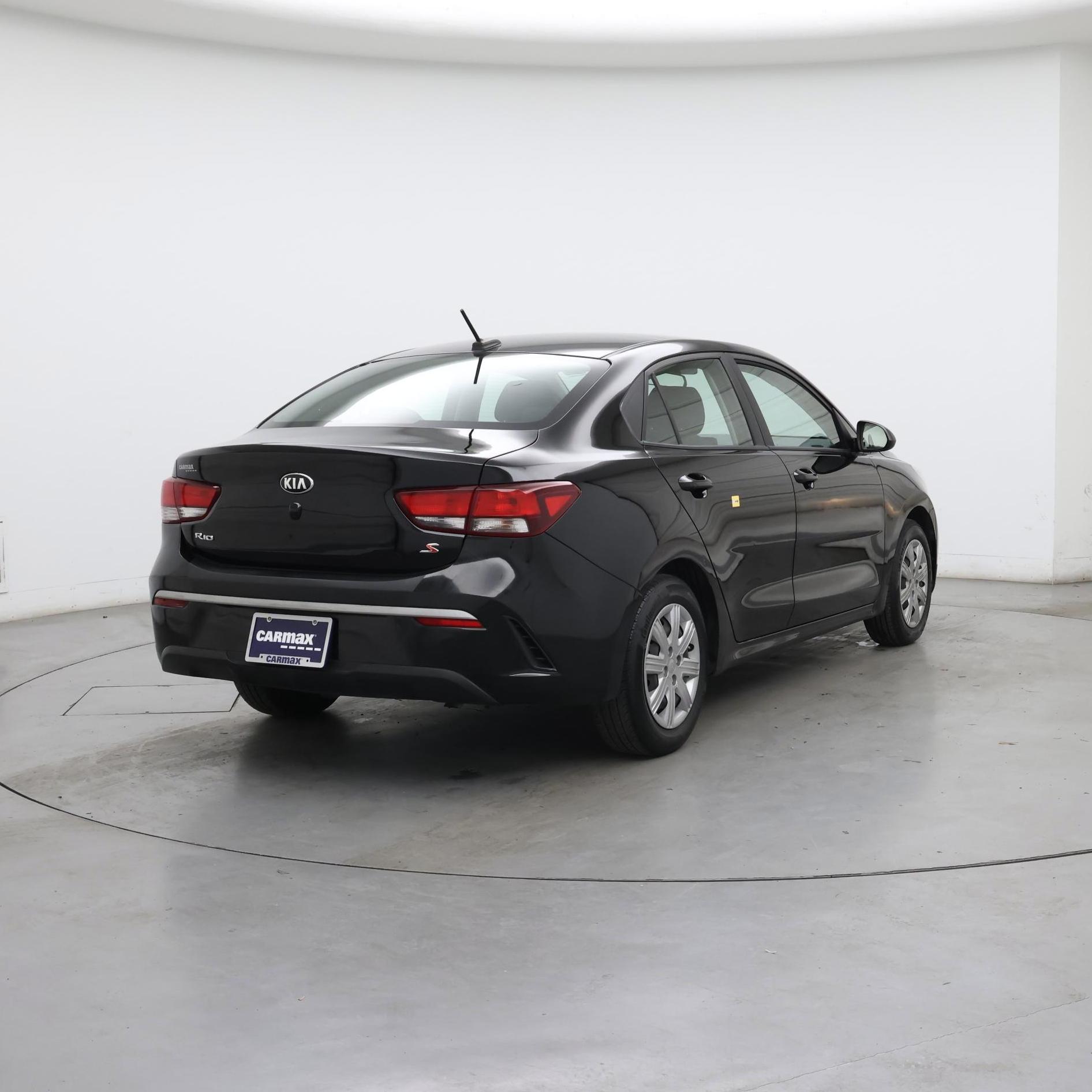 Thumbnail: 2021 Kia Rio - 8