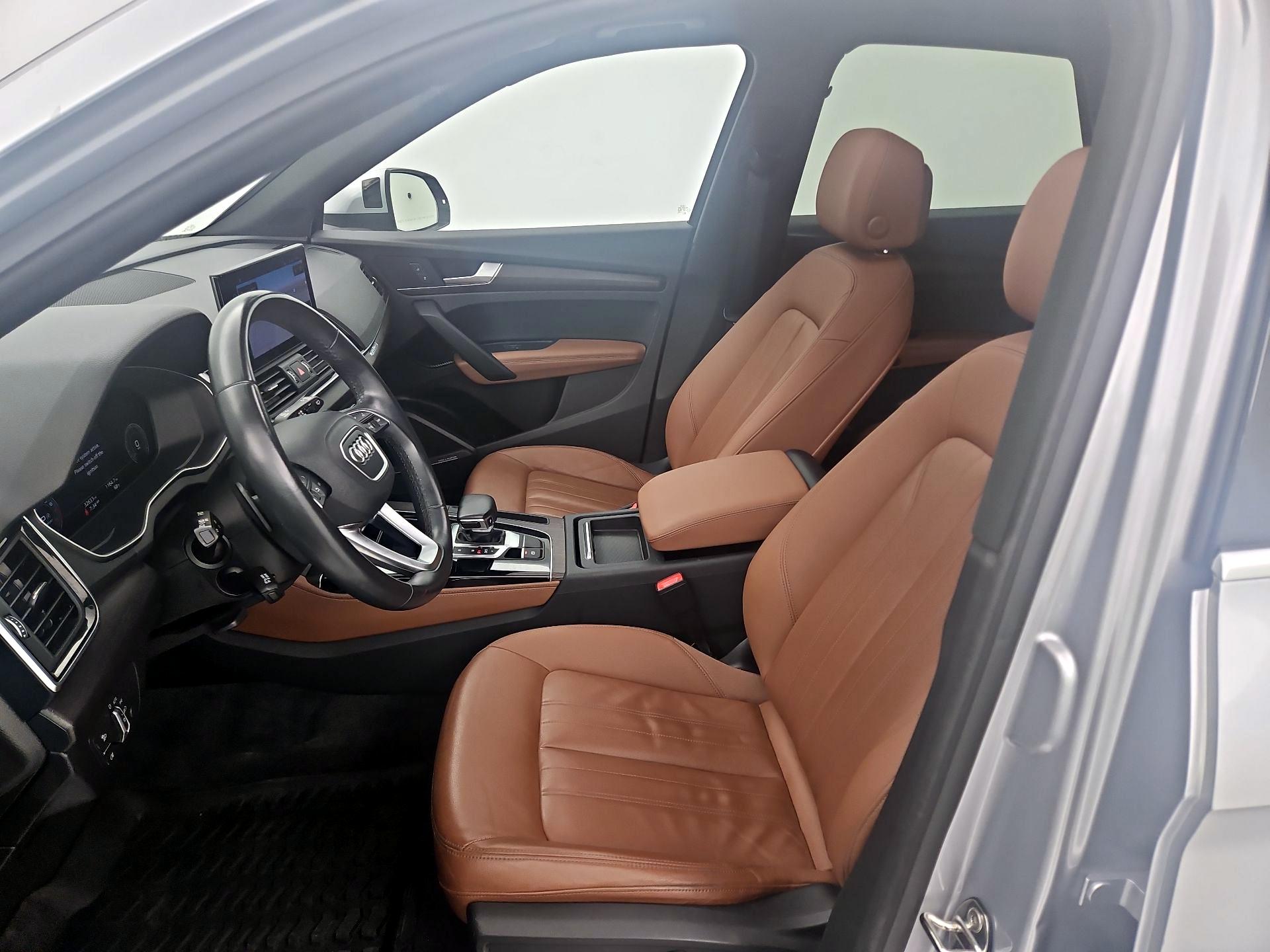 Thumbnail: 2022 Audi Q5 - 11