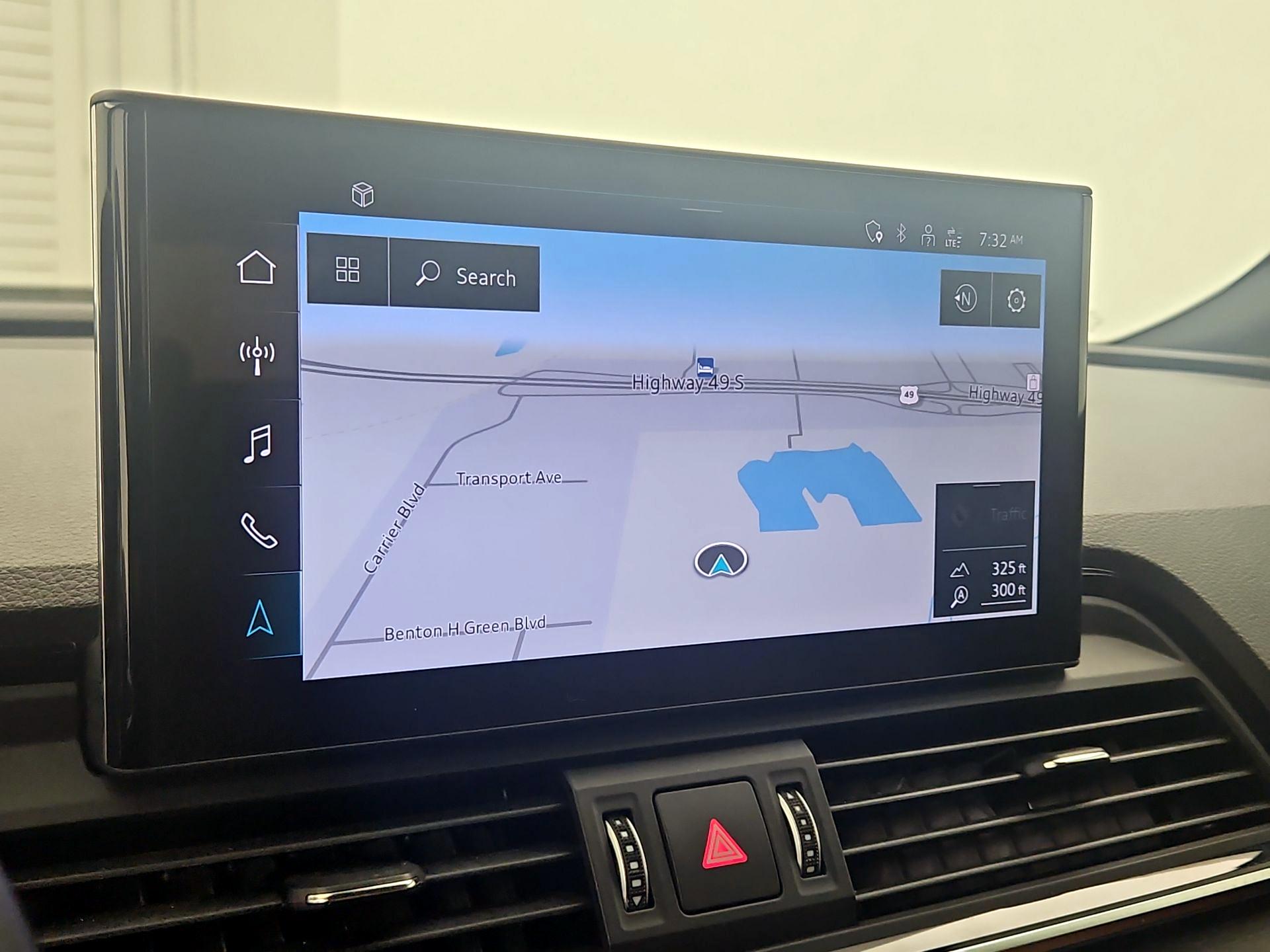 Thumbnail: 2022 Audi Q5 - 14