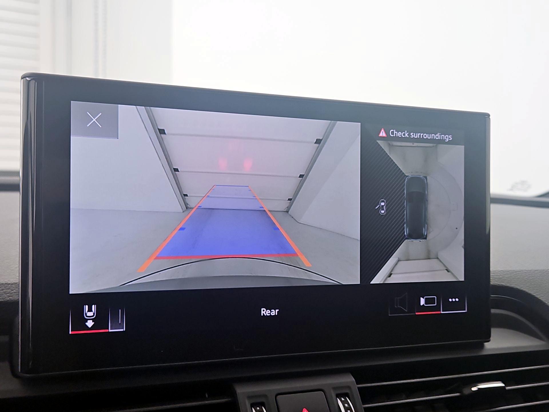 Thumbnail: 2022 Audi Q5 - 15