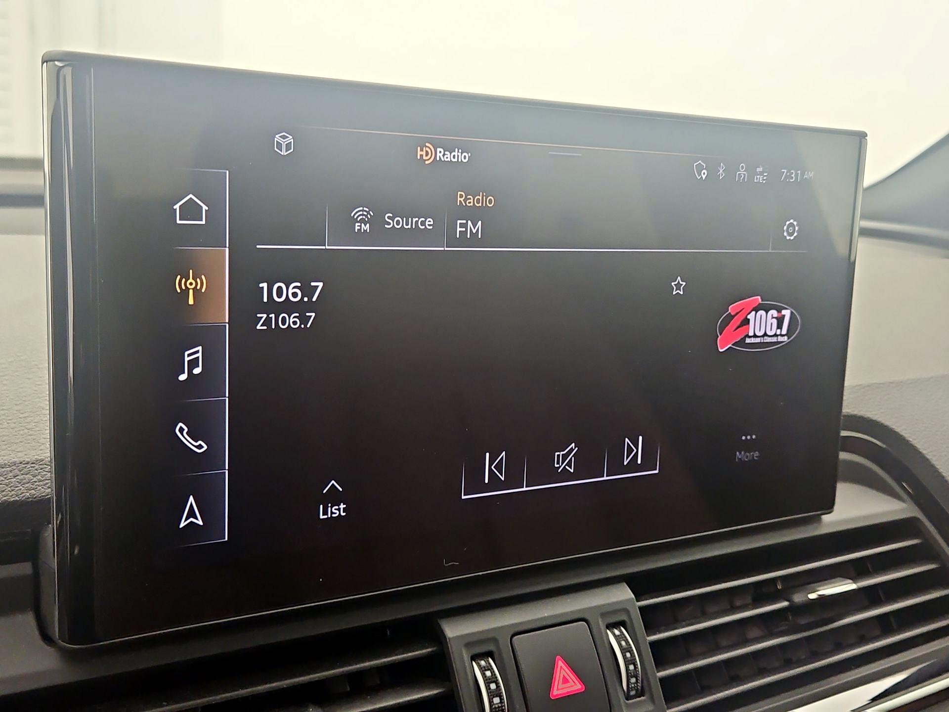 Thumbnail: 2022 Audi Q5 - 16