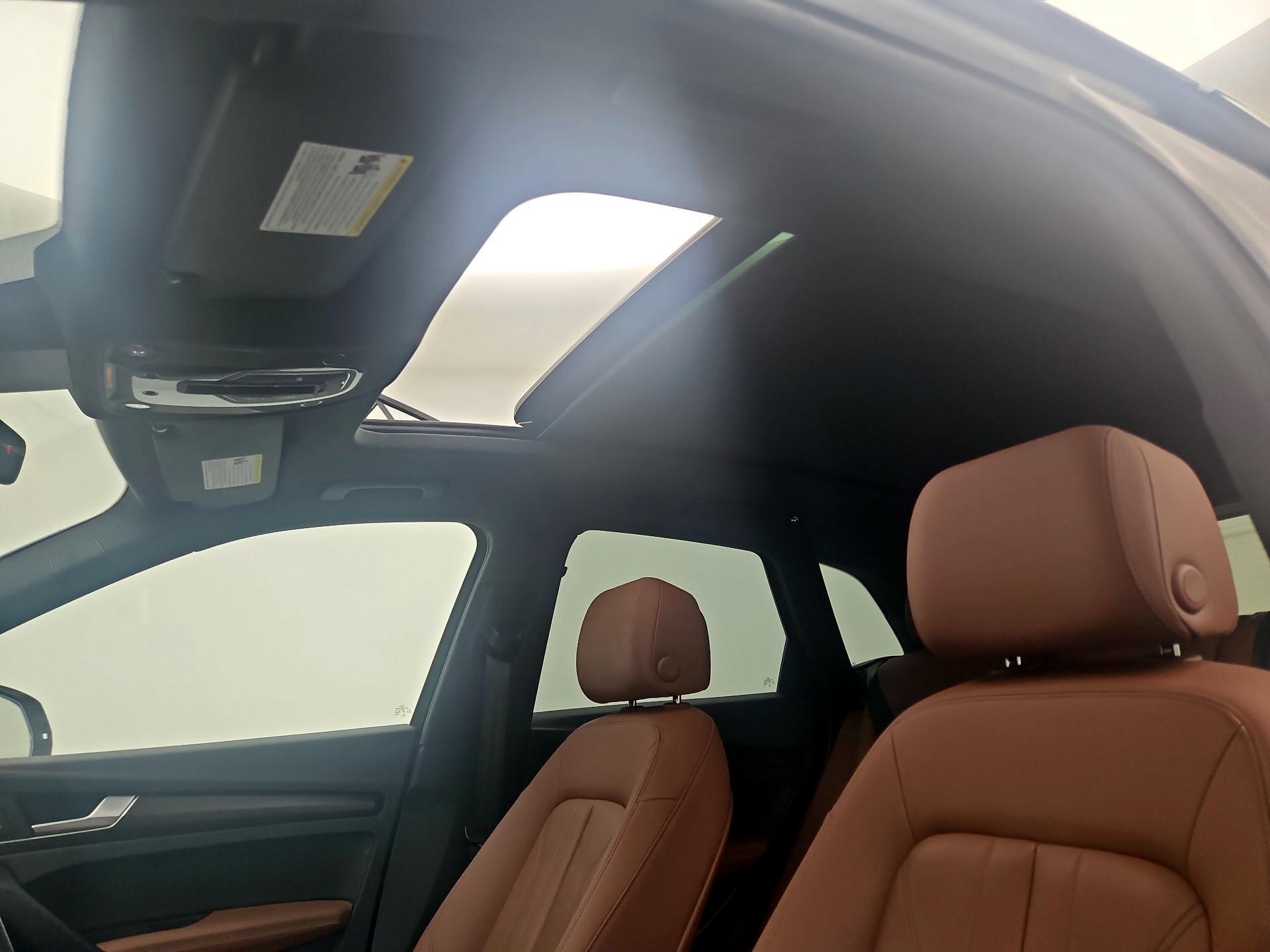 Thumbnail: 2022 Audi Q5 - 20