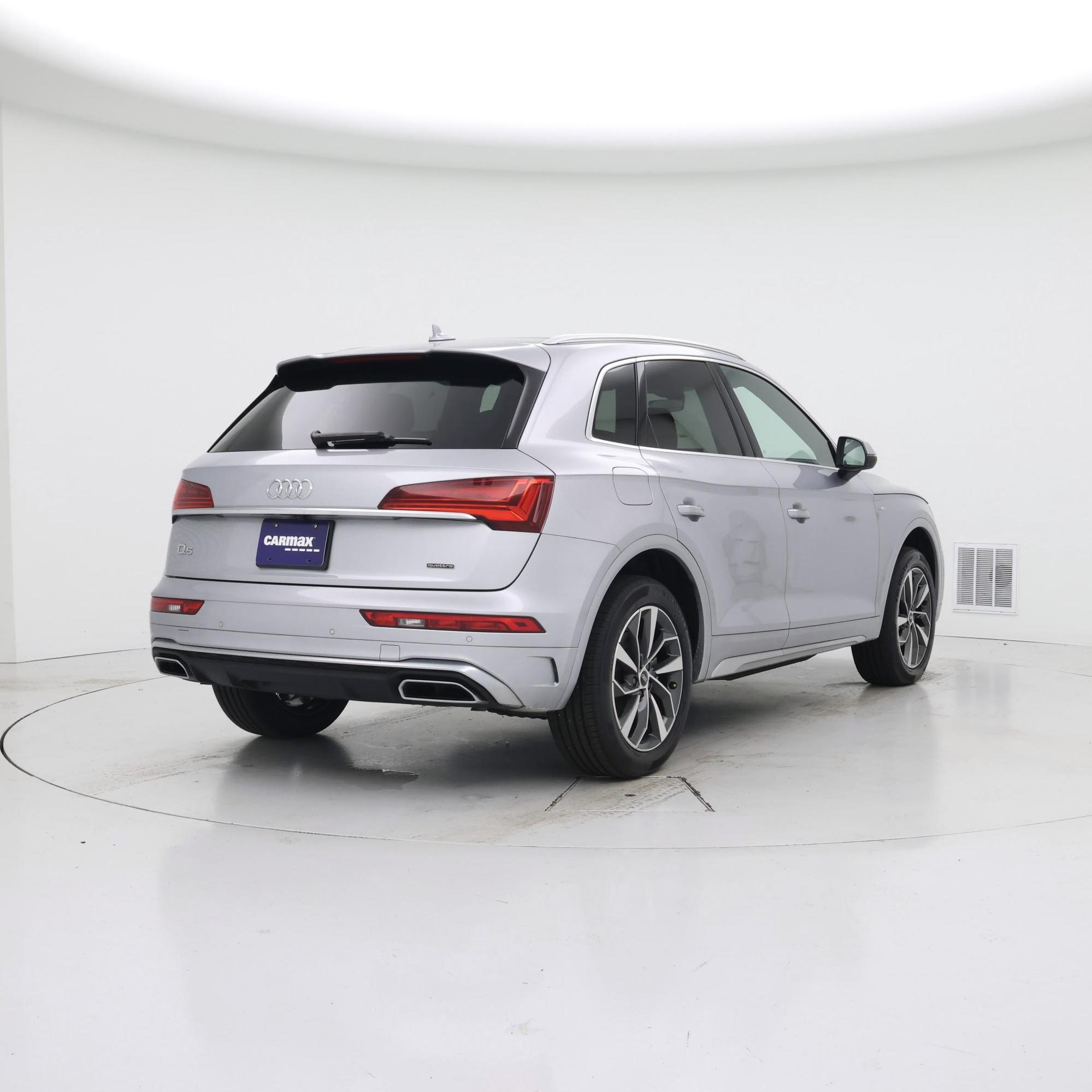 Thumbnail: 2022 Audi Q5 - 8