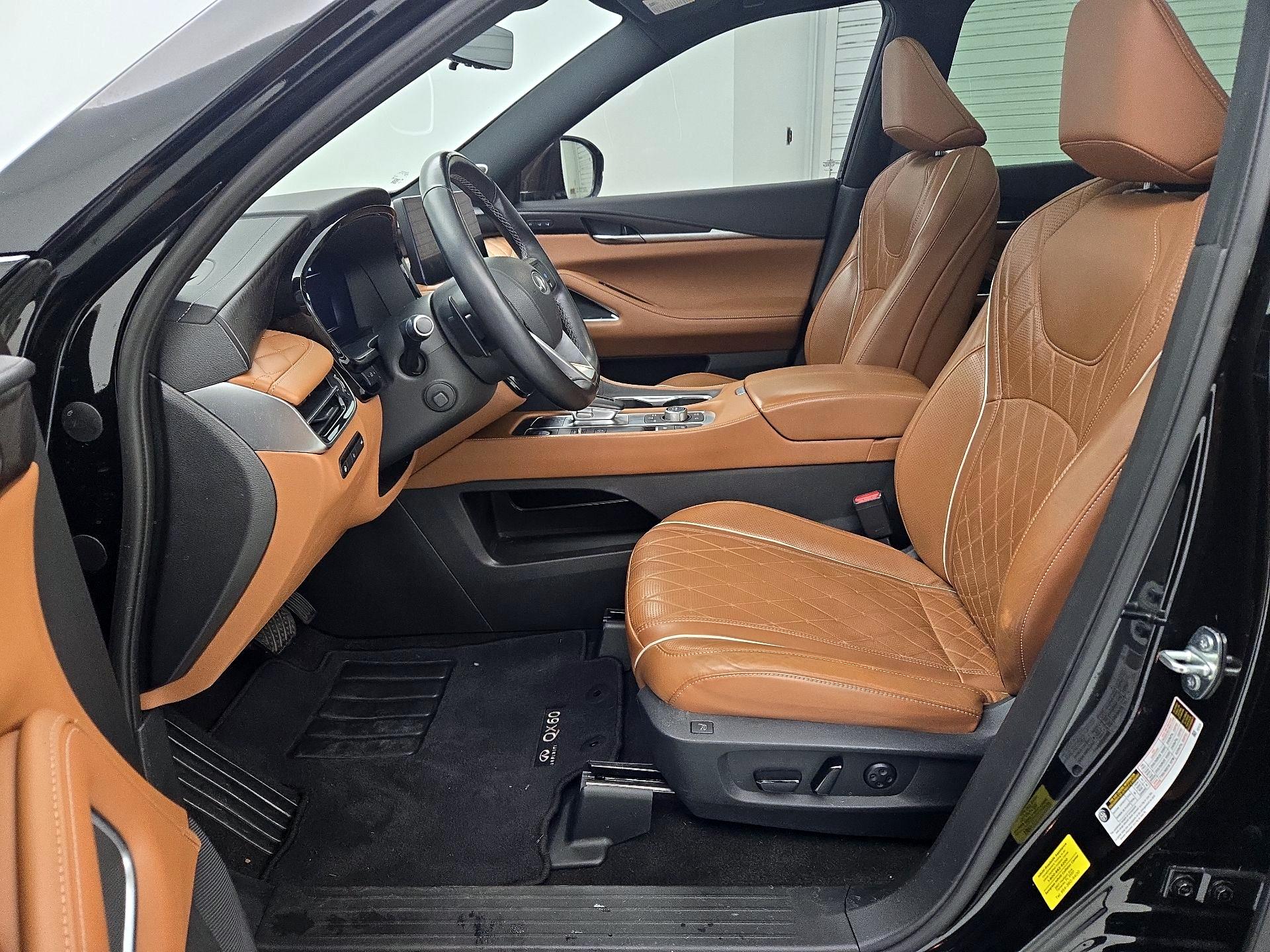 Thumbnail: 2023 INFINITI QX60 - 11