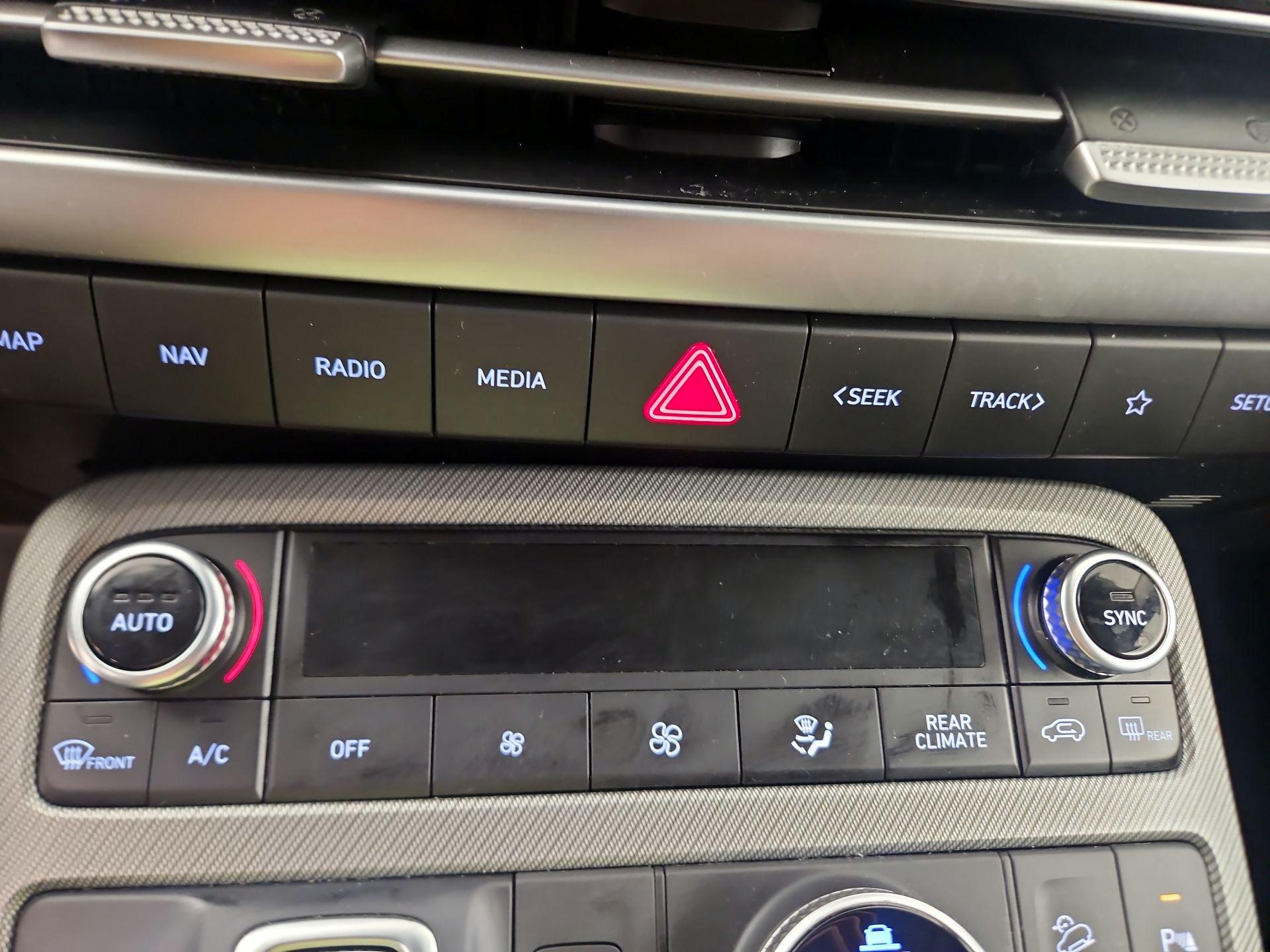 Thumbnail: 2023 Hyundai Palisade - 16