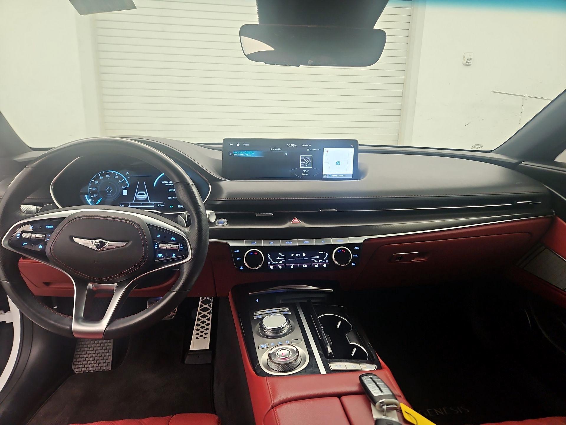 Thumbnail: 2023 Genesis G80 - 9