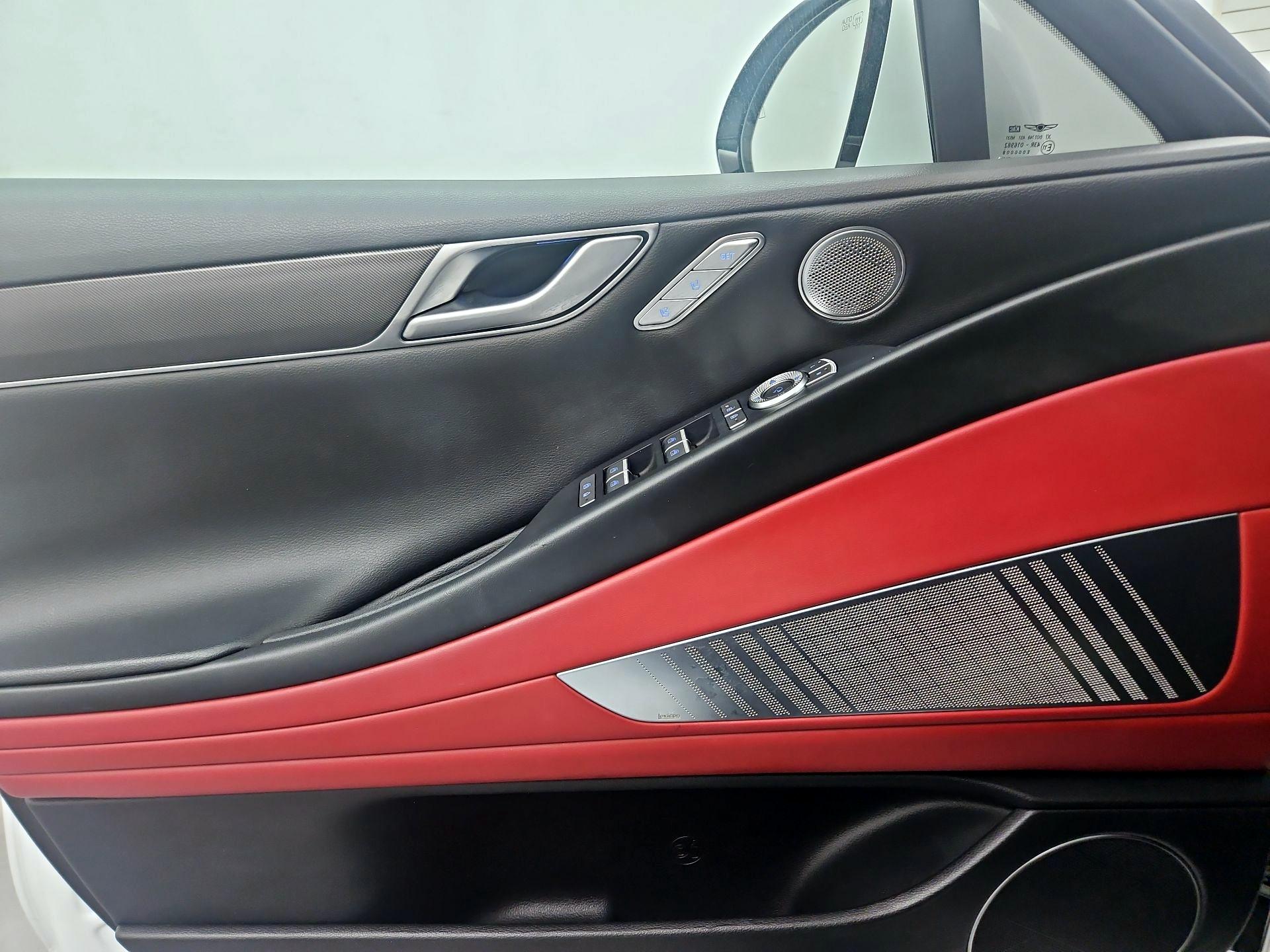 Thumbnail: 2023 Genesis G80 - 12