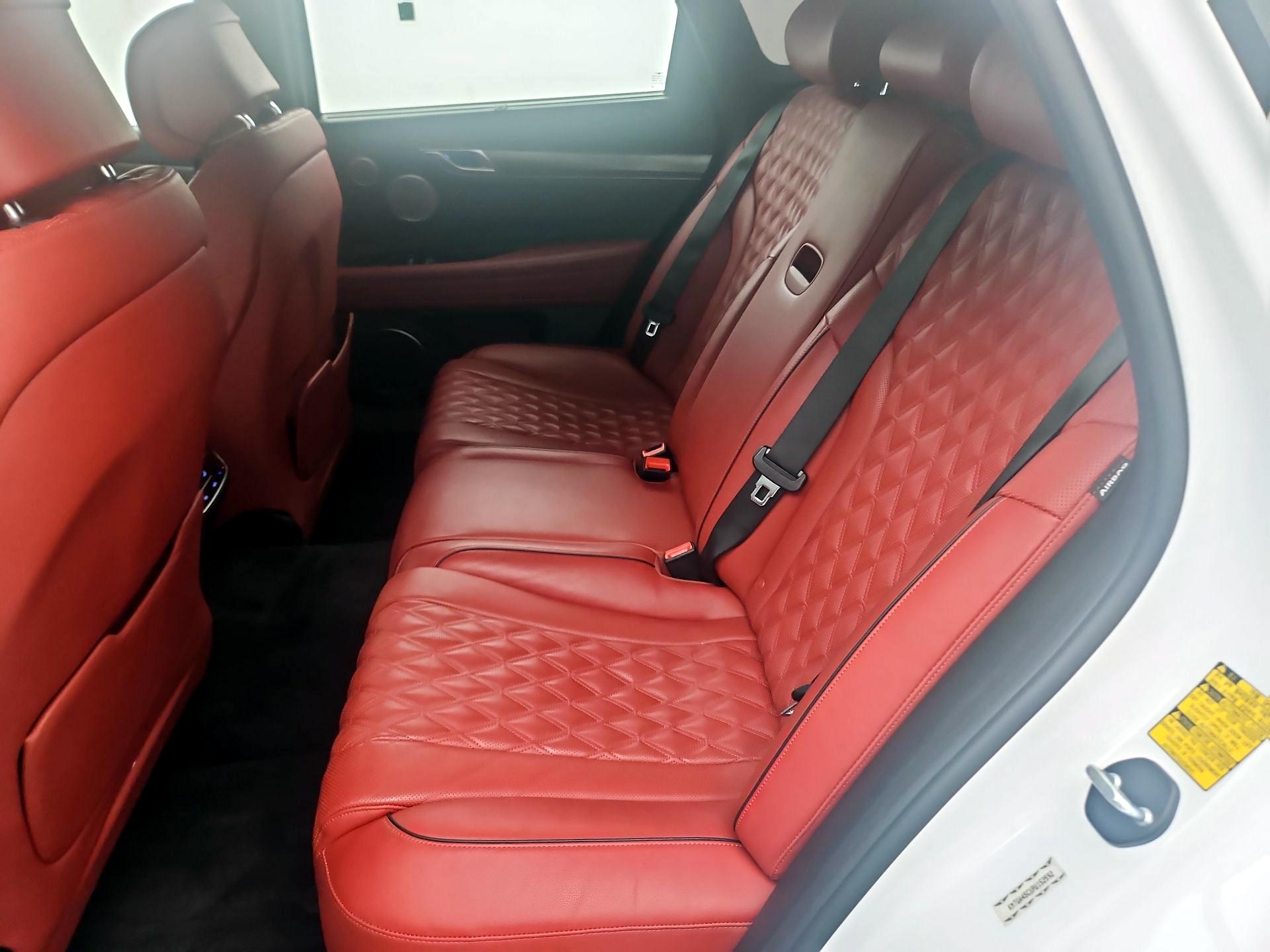 Thumbnail: 2023 Genesis G80 - 19