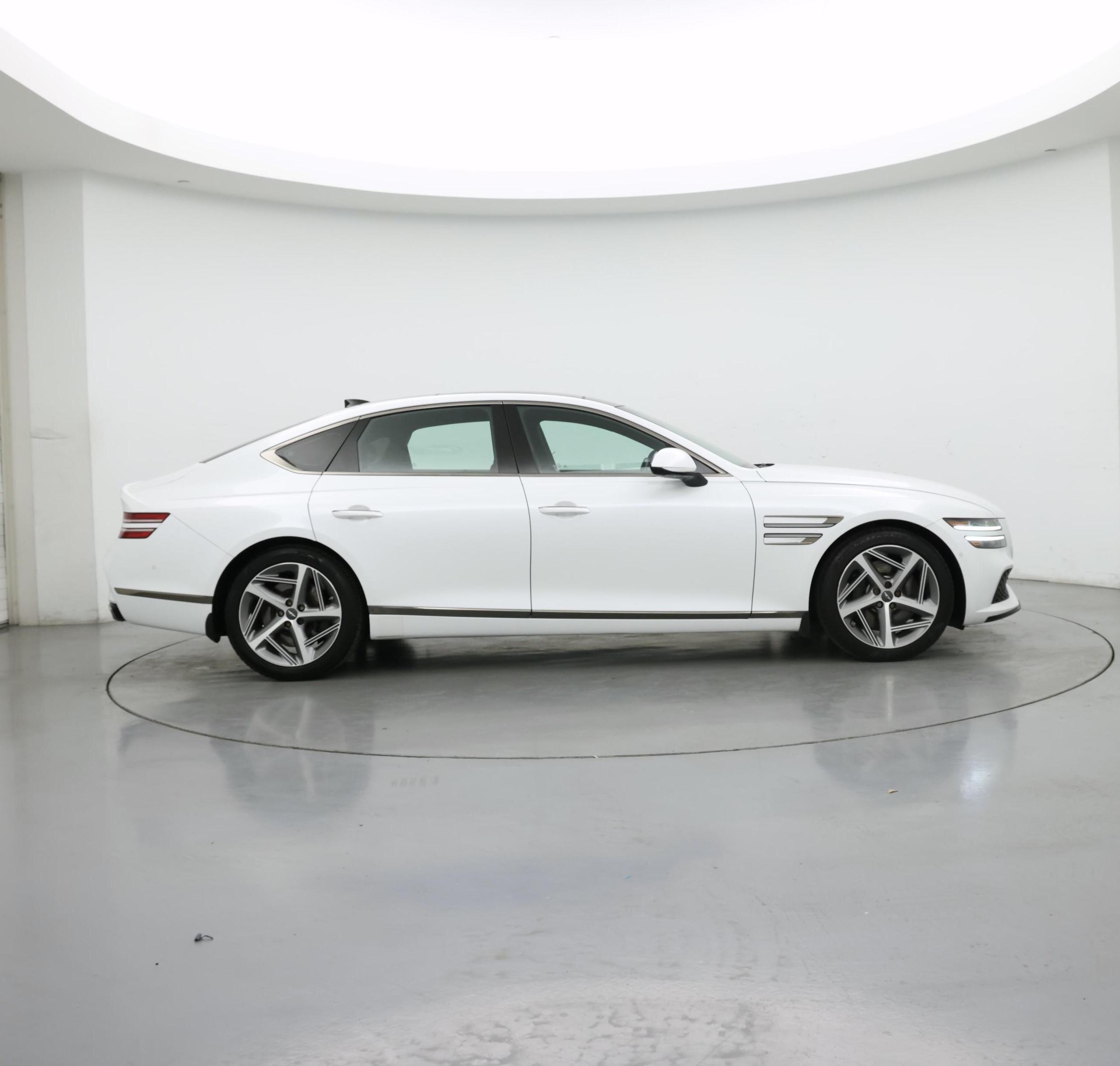 Thumbnail: 2023 Genesis G80 - 7