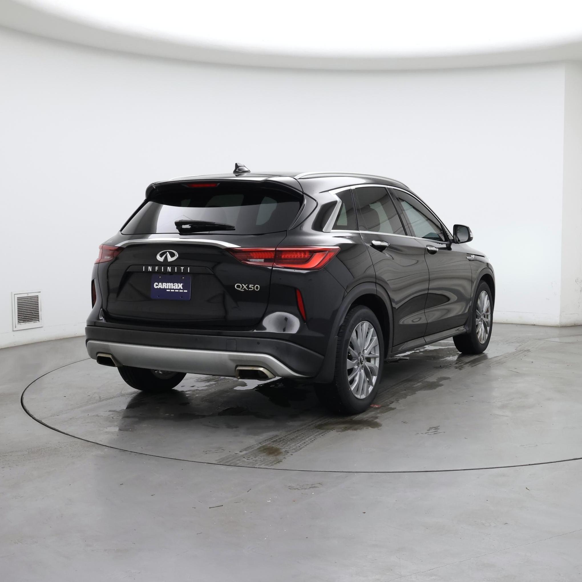 Thumbnail: 2023 INFINITI QX50 - 8