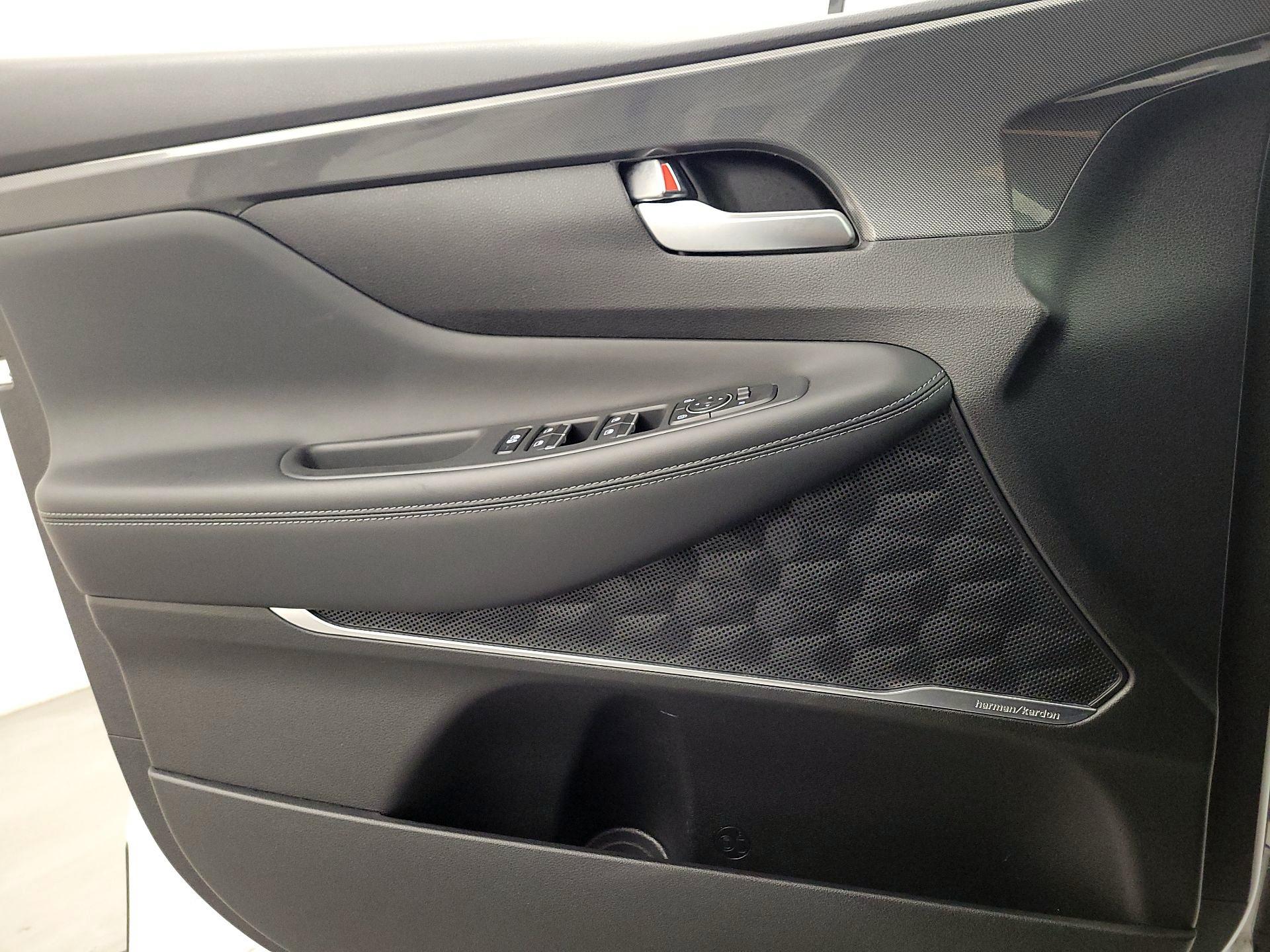 Thumbnail: 2022 Hyundai Santa Fe - 12