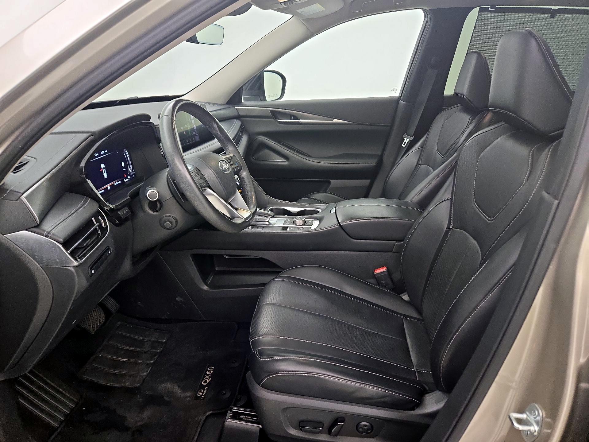 Thumbnail: 2023 INFINITI QX60 - 11