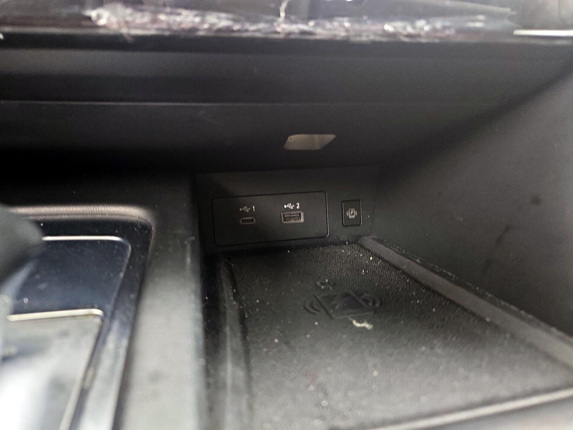 Thumbnail: 2023 INFINITI QX60 - 19