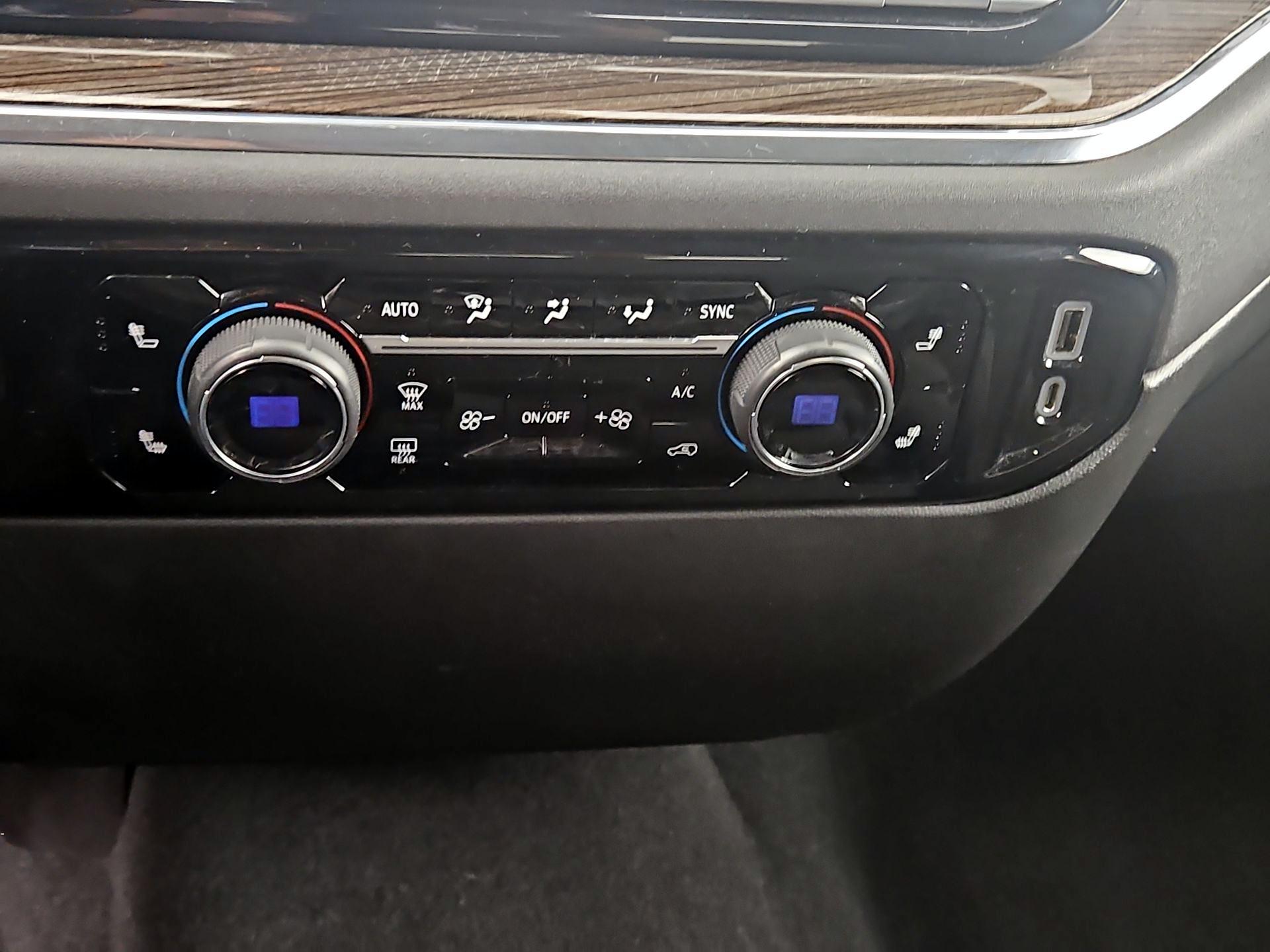 Thumbnail: 2023 Chevrolet Silverado 1500 - 18