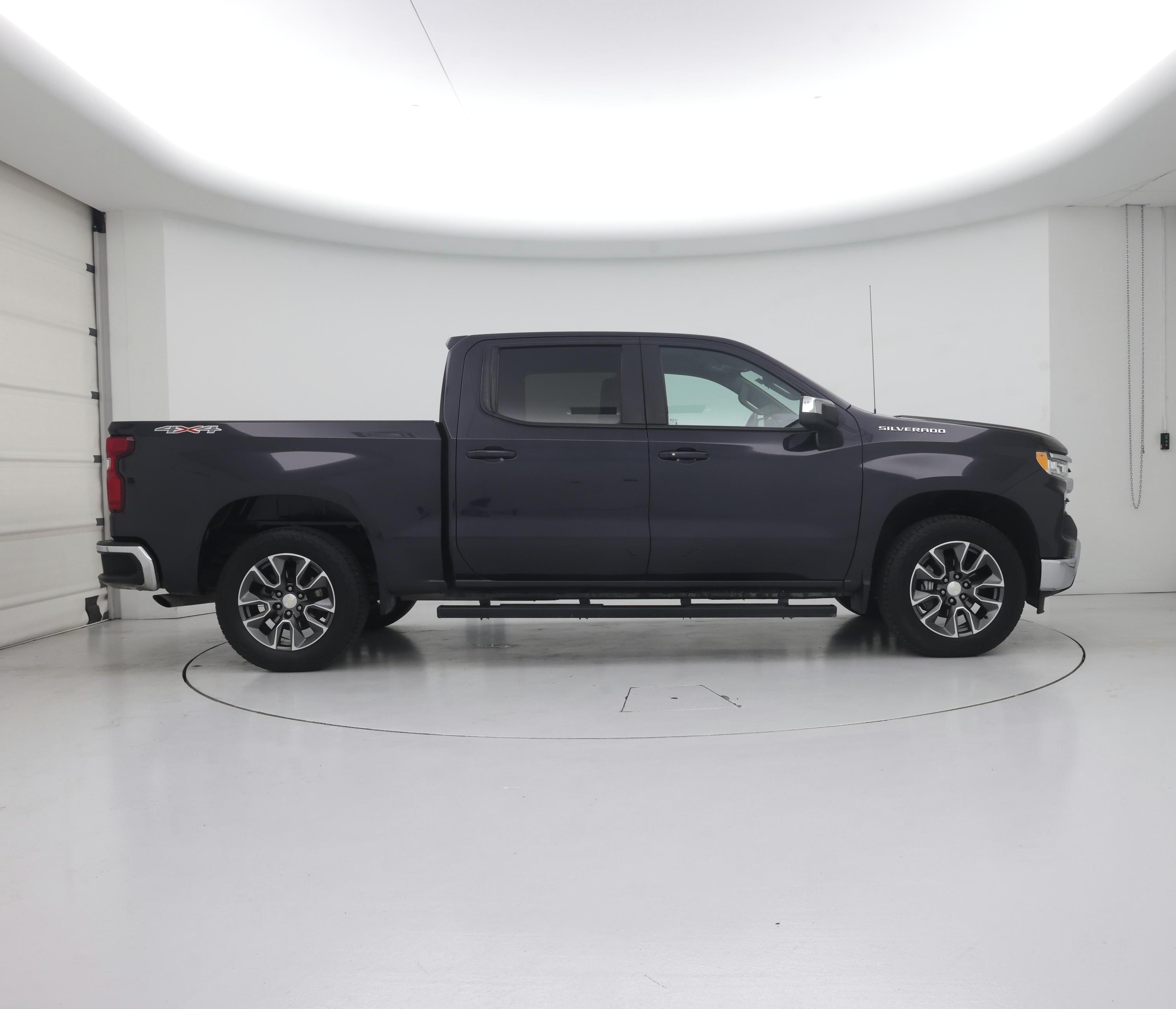 Thumbnail: 2023 Chevrolet Silverado 1500 - 7