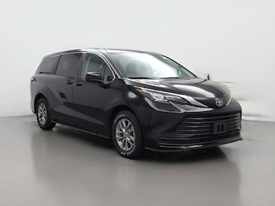 2024 Toyota Sienna Hybrid LE