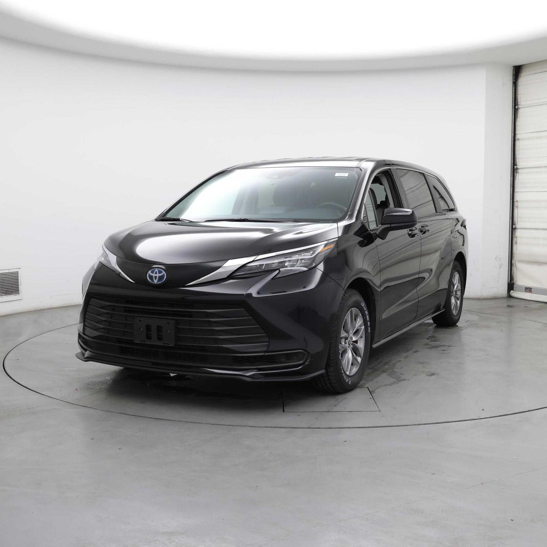 Thumbnail: 2024 Toyota Sienna - 4