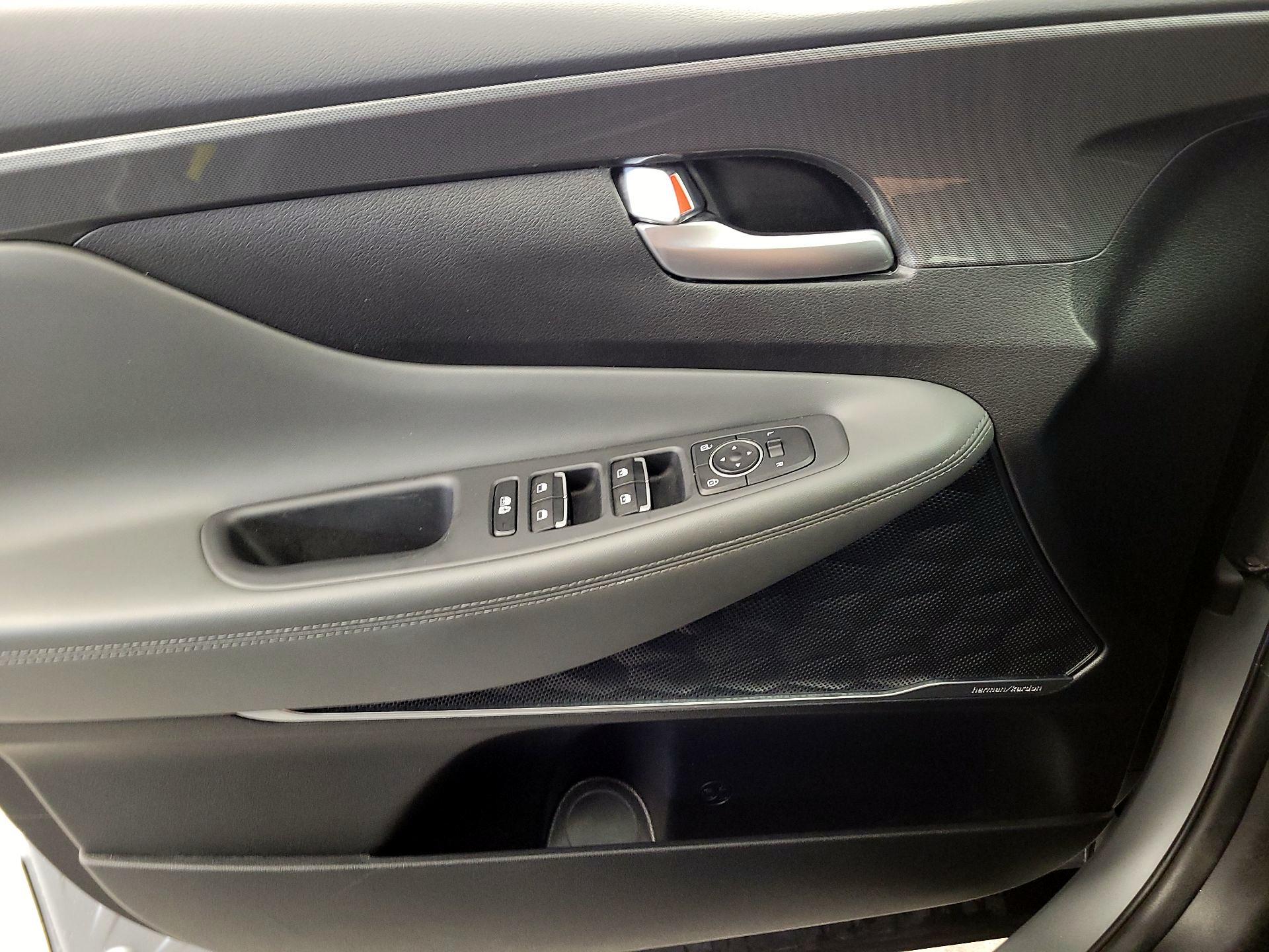 Thumbnail: 2022 Hyundai Santa Fe - 12