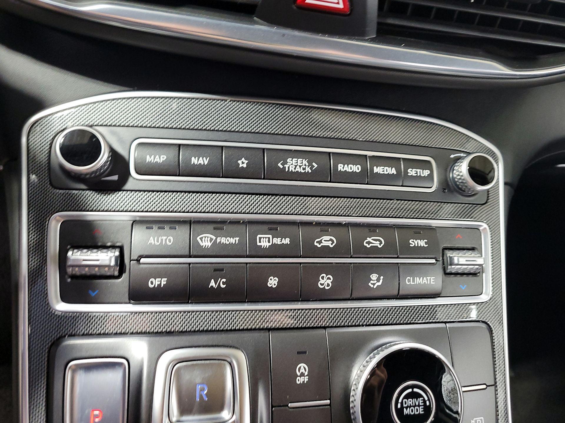 Thumbnail: 2022 Hyundai Santa Fe - 14