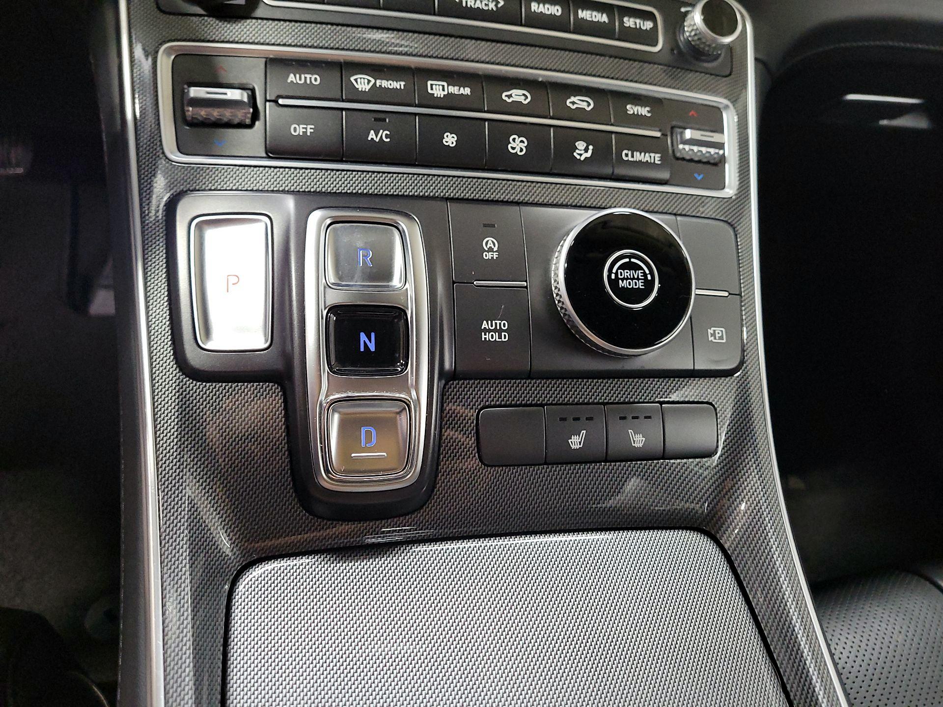 Thumbnail: 2022 Hyundai Santa Fe - 15