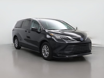 2024 Toyota Sienna Hybrid LE