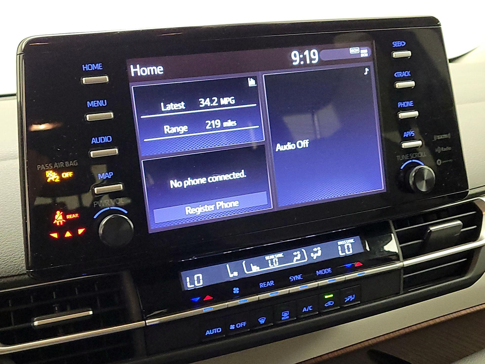 Thumbnail: 2024 Toyota Sienna - 15